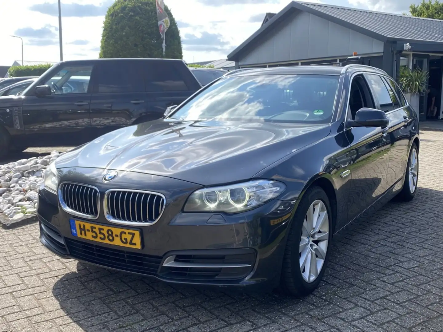 BMW 518 5-serie Touring 518D Automaat Luxury Edition 2015 Szary - 1