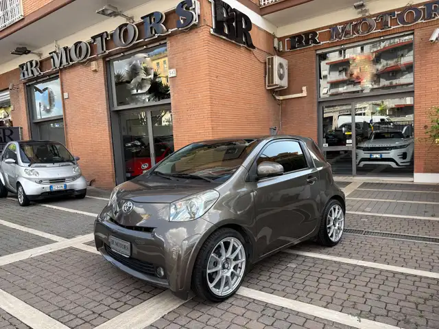 Toyota iQ 1.3 Executive CVT 98cv - UNICA per CONDIZIONI !!