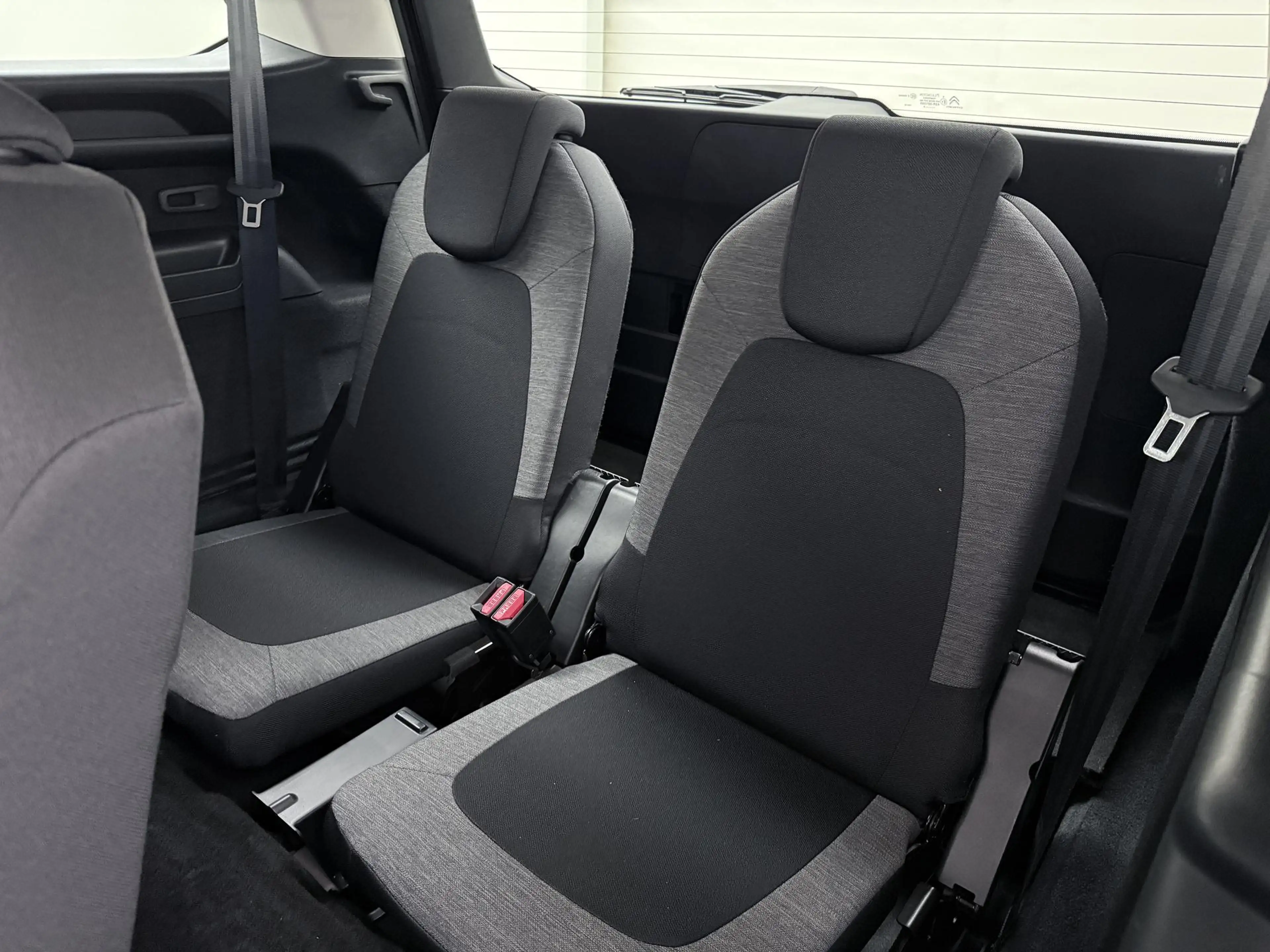 Citroen Grand C4 Picasso 1.2 PureTech Feel | Apple Carplay/Android Auto | C — photo 8