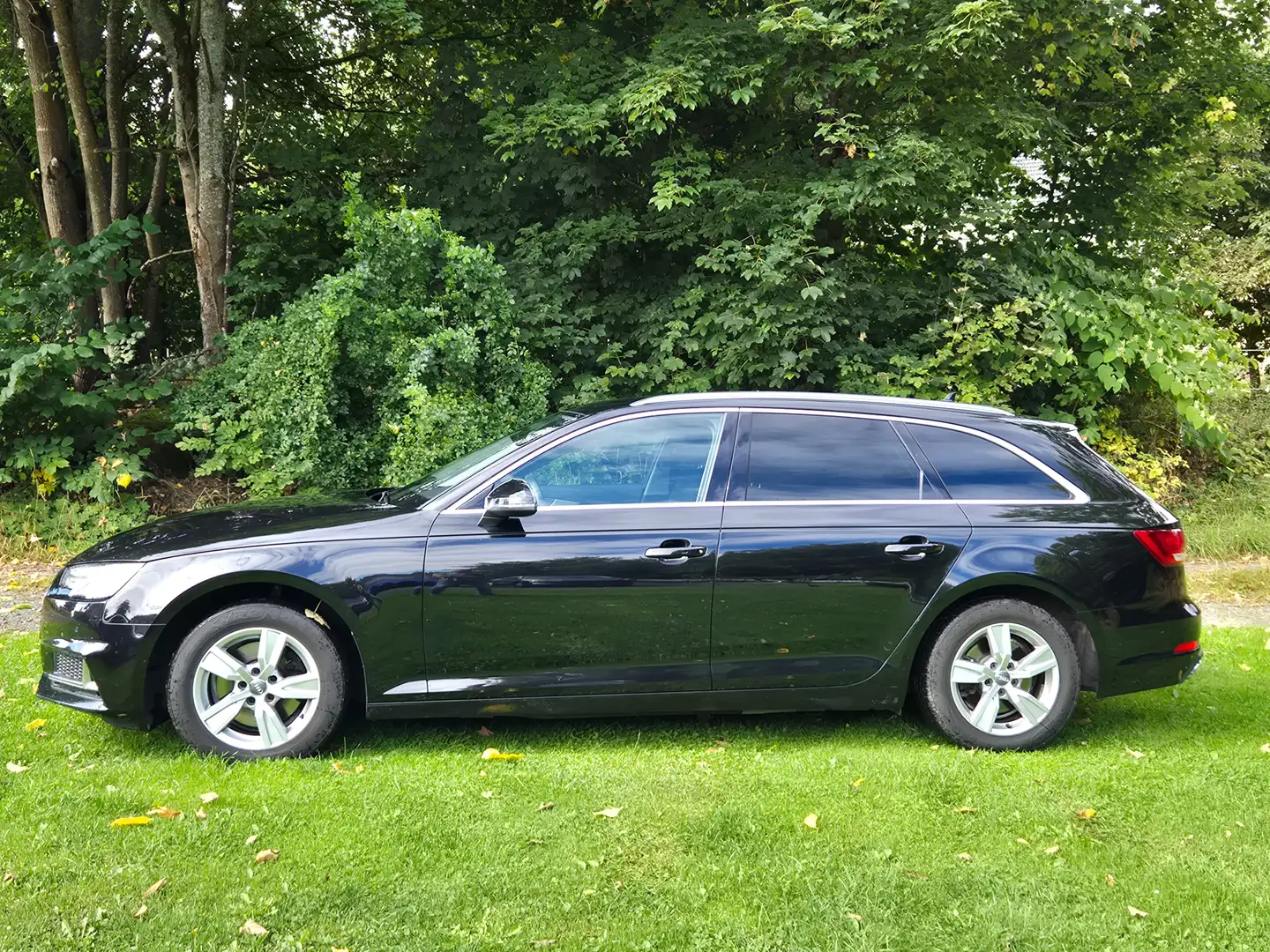 Audi A4 Avant s tronic 35 TDI Sport Zwart - 2