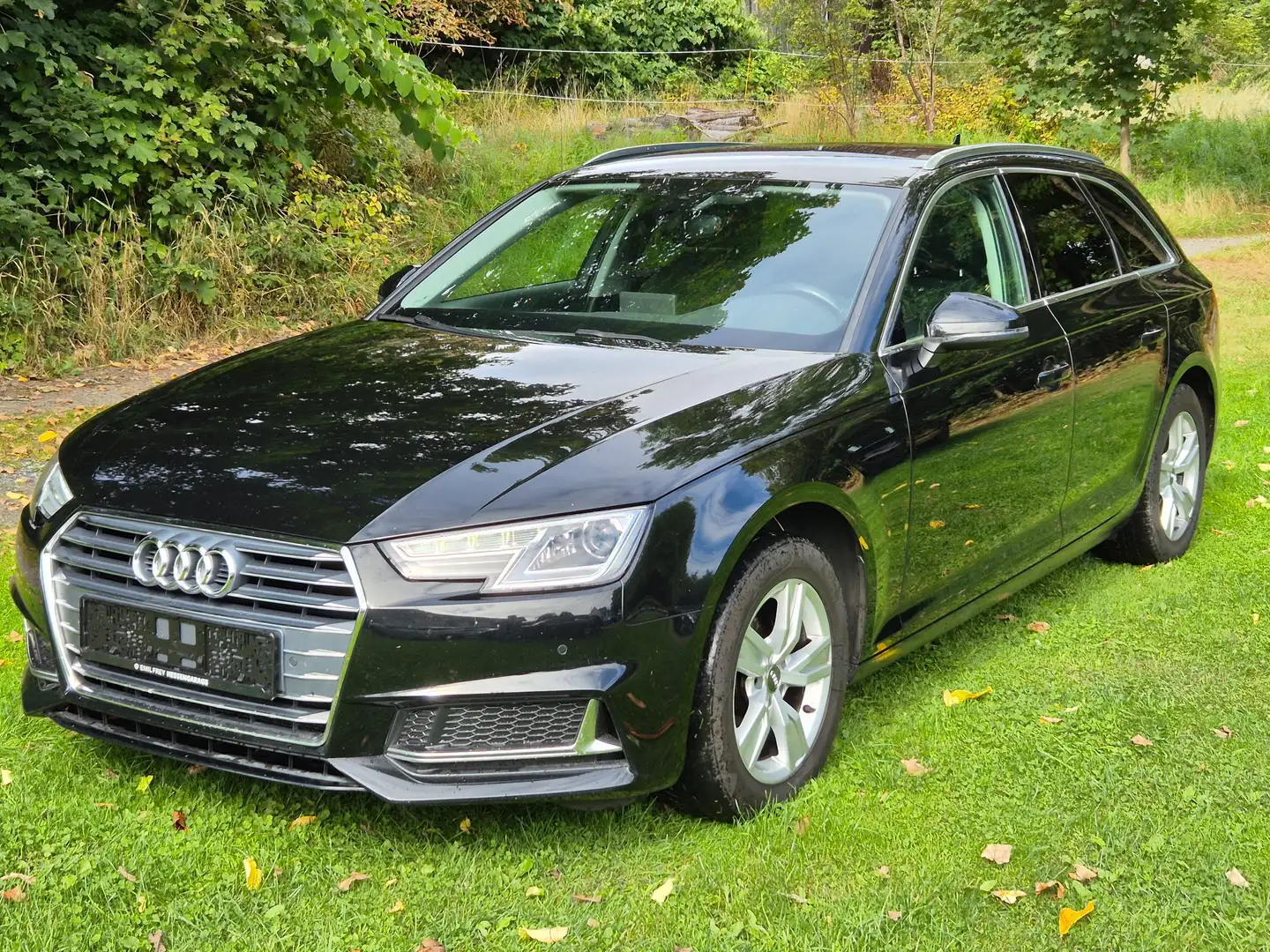 Audi A4 Avant s tronic 35 TDI Sport Zwart - 1