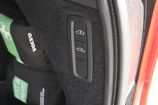 Volvo XC90 view 7