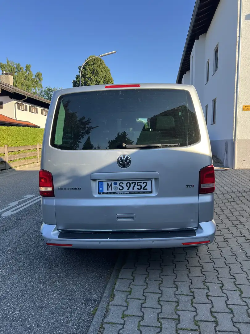 Volkswagen T5 Caravelle 2.0TDI 140PS LR DSG Comfortline - 1