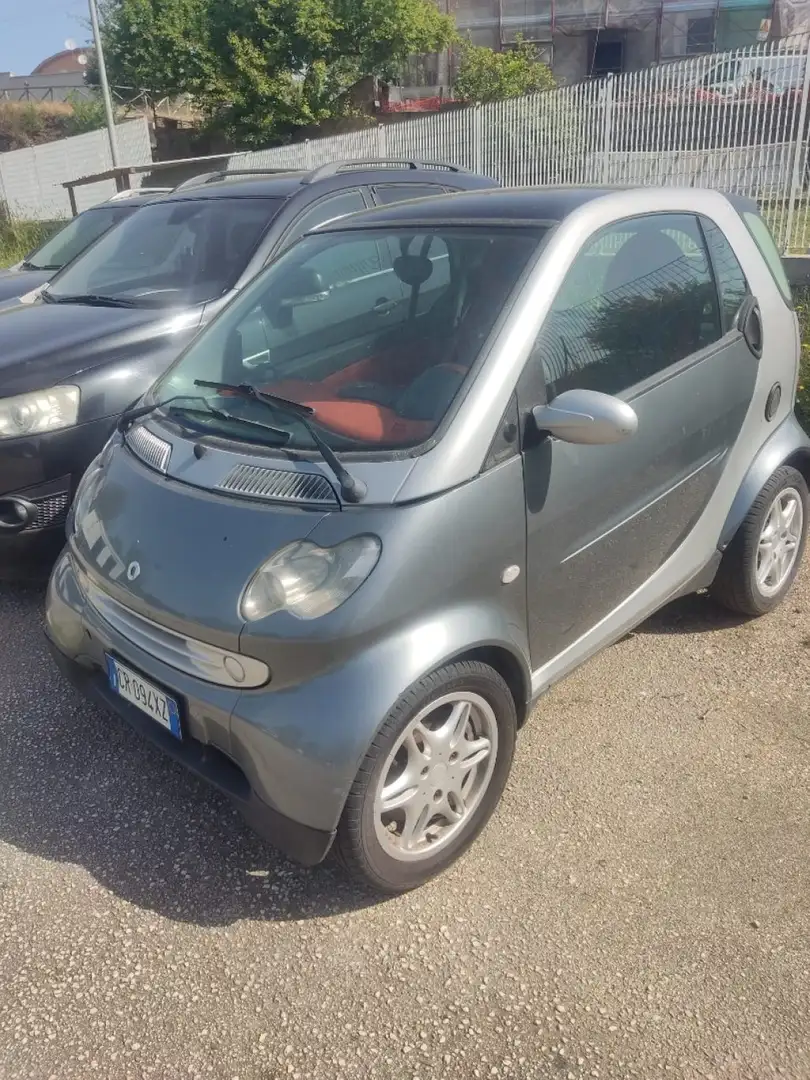 smart forTwo 700 coupé pure (45 kW) Gri - 2