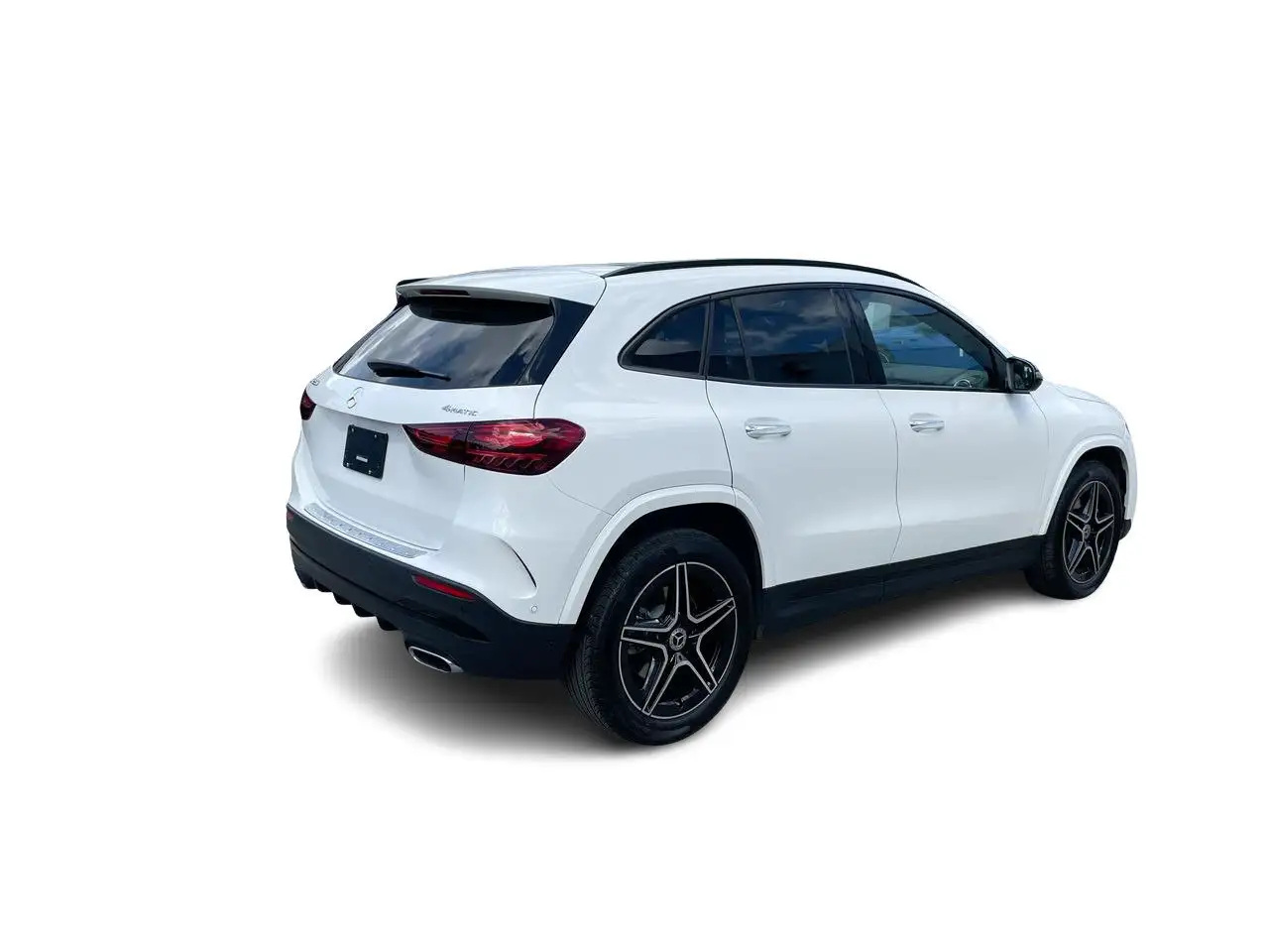 Mercedes-Benz GLA снимка Mercedes-Benz GLA