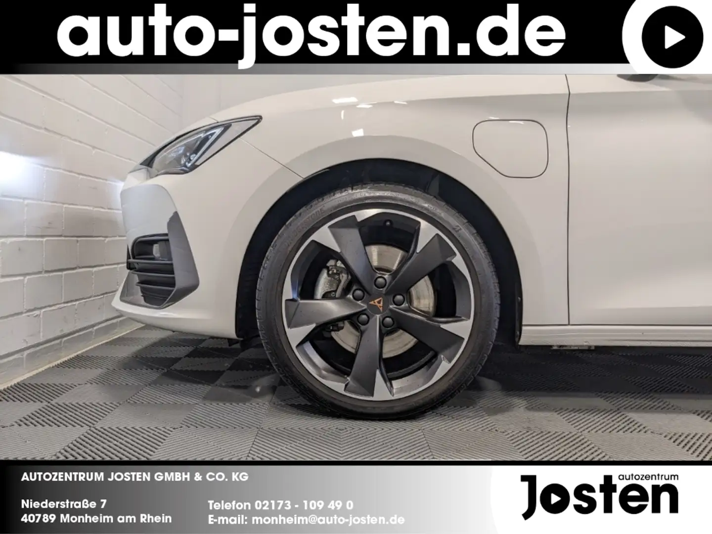 CUPRA Leon 1.4 e-Hybrid  PANO KESSY NAVI DCC Sitzhzg. Білий - 2