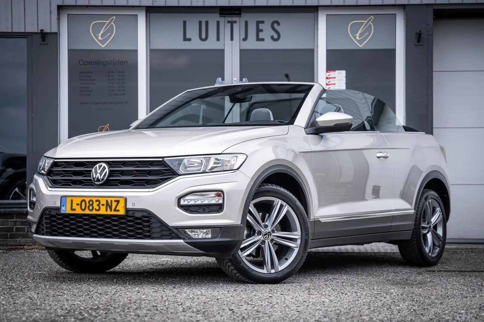Volkswagen T-Roc Cabrio 1.5 TSI Style DSG7 I Org.NL I Leder I Stoel Grijs - 1