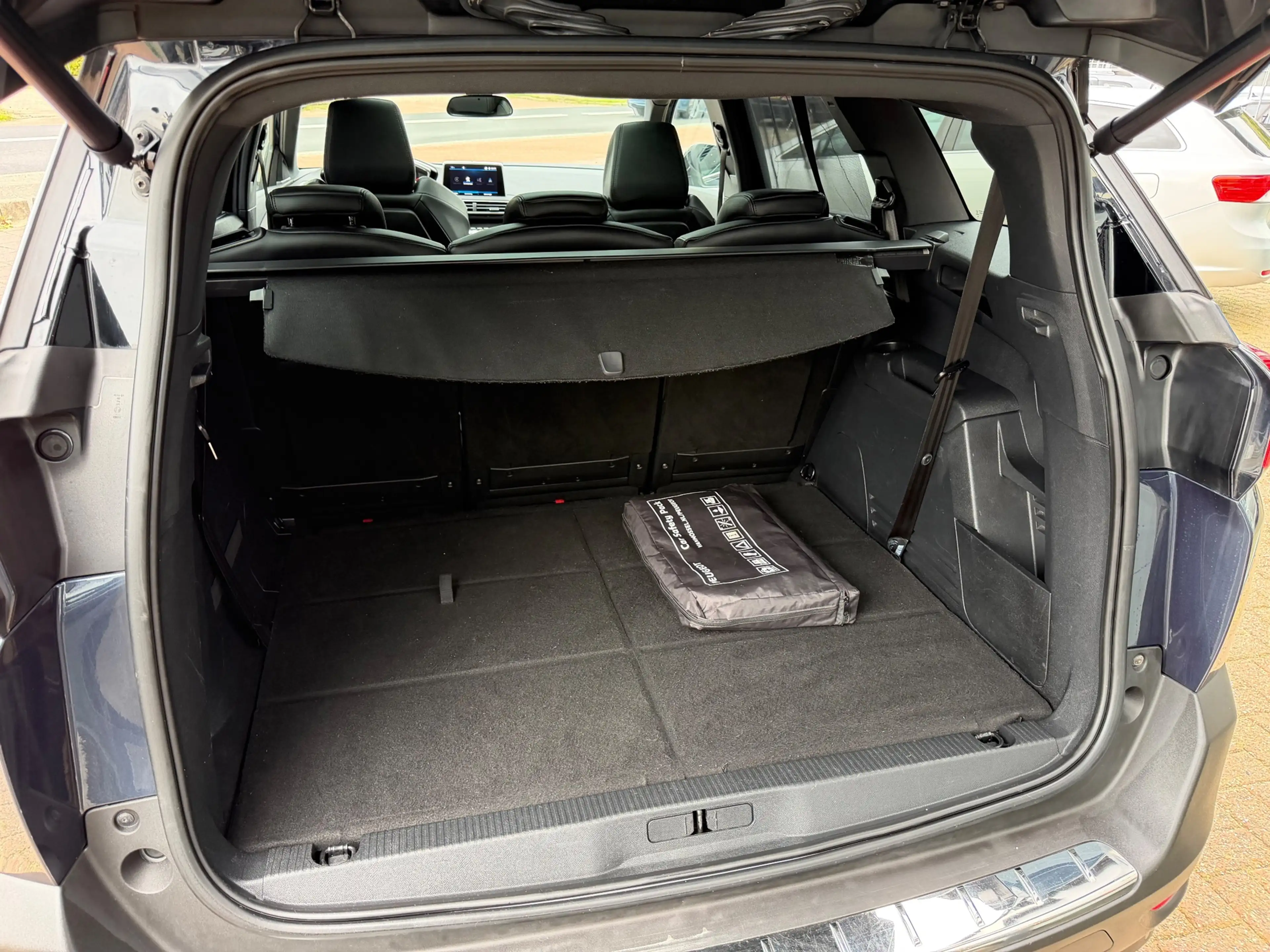 Peugeot 5008 1.6 PureTech GT-Line AUT|NAVI|CAM|PANO|7 Persoons — photo 10