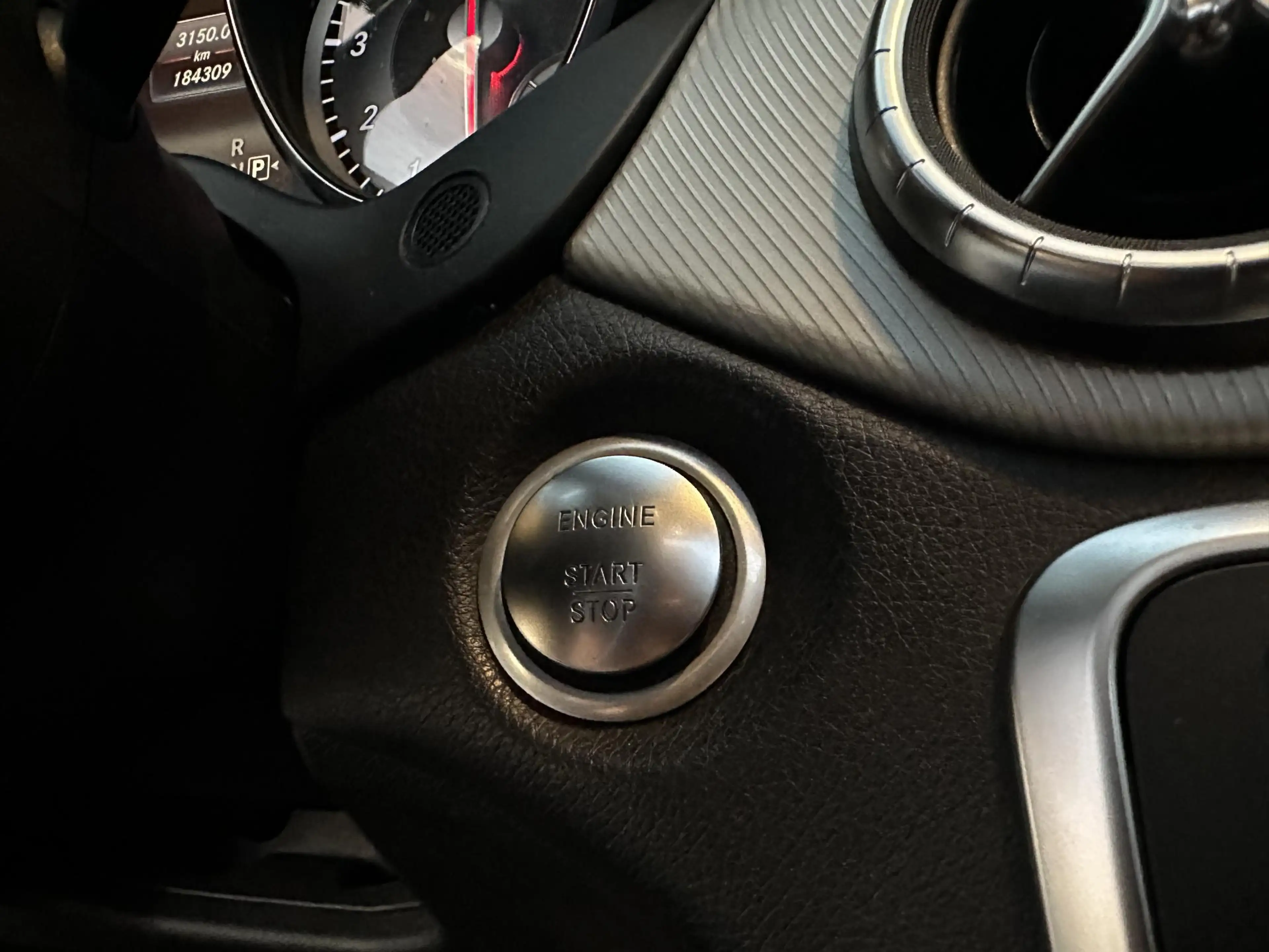 Mercedes-Benz CLA 180 Shooting Brake l Pano l ACC l Standkachel l Camera — photo 6