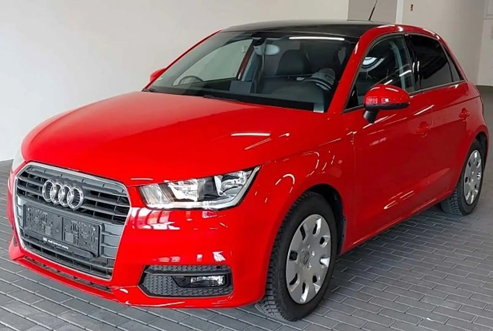 Audi A1 SPORT*14.000KM!!*NAVI*So+WiRä*PDC*SiHzG*KLIMAUT Rot - 1