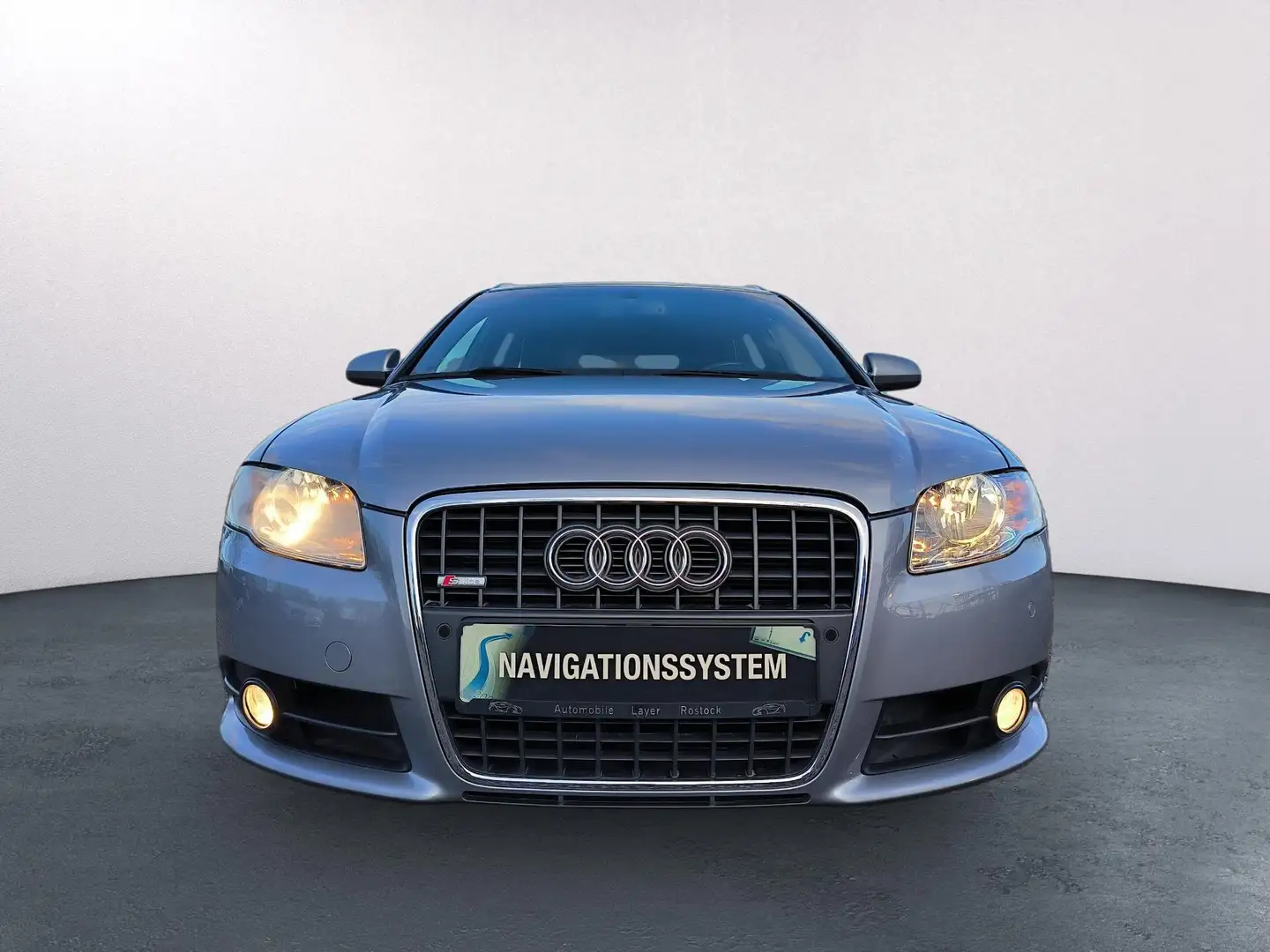 Audi A4 Avant,2.0TFSI,S-Line PlusQuattro162KW/220PSGewerbe Zilver - 2