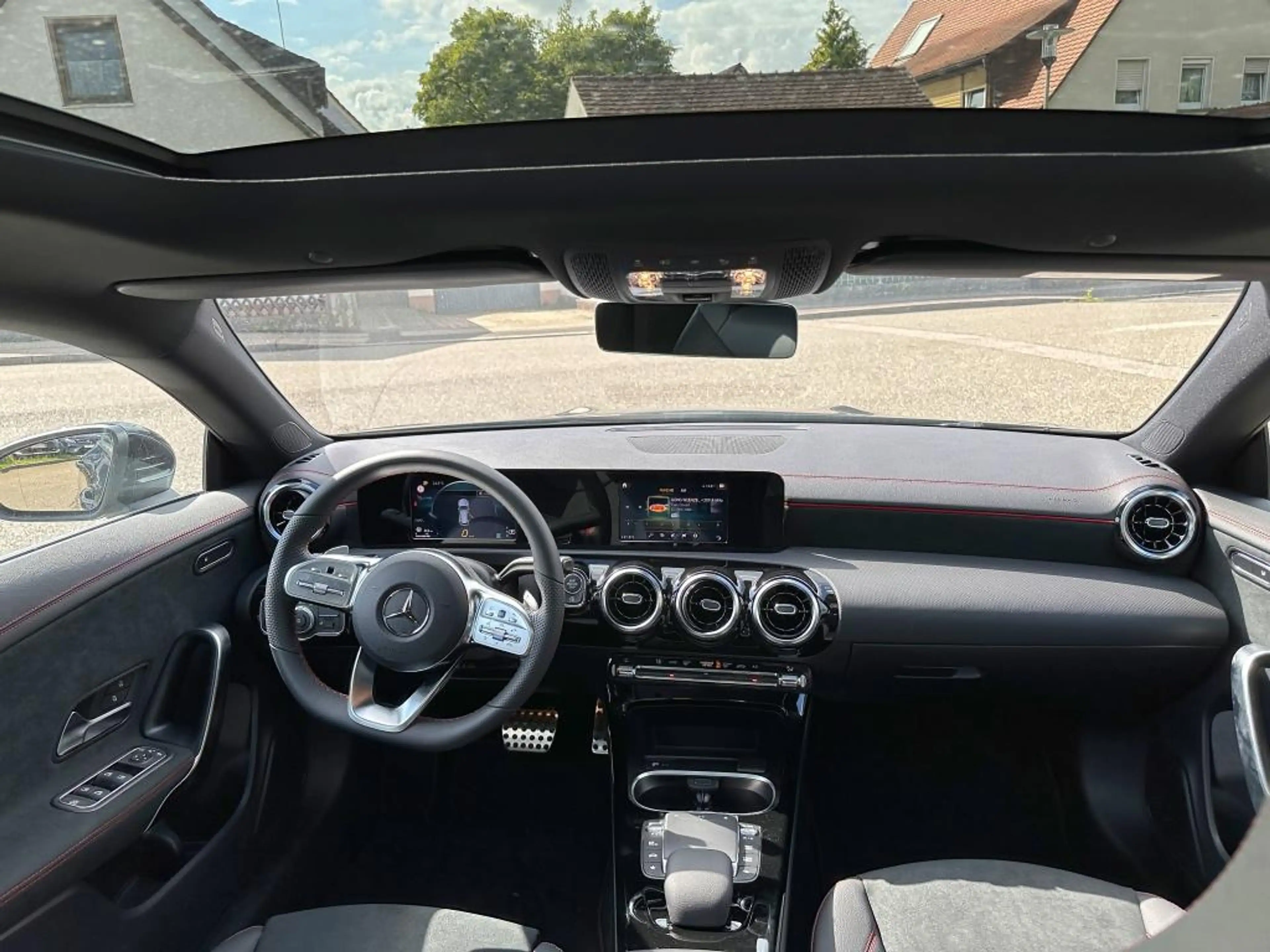 Mercedes-Benz CLA 200 Shooting Brake AMG PanoD AHK NaviPlus — photo 7