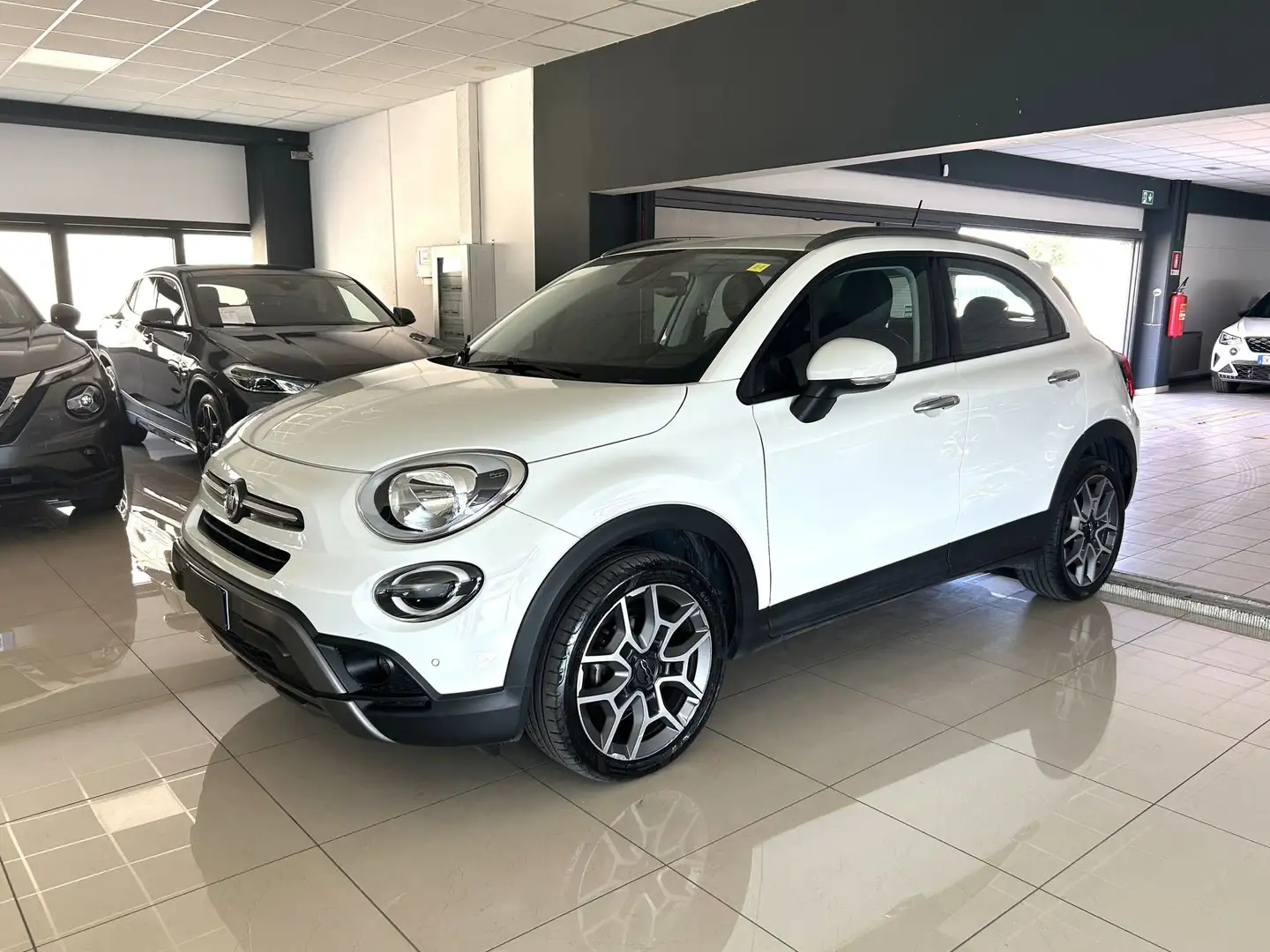 Fiat 500X 1.6 MultiJet 120 CV Cross Bianco - 1