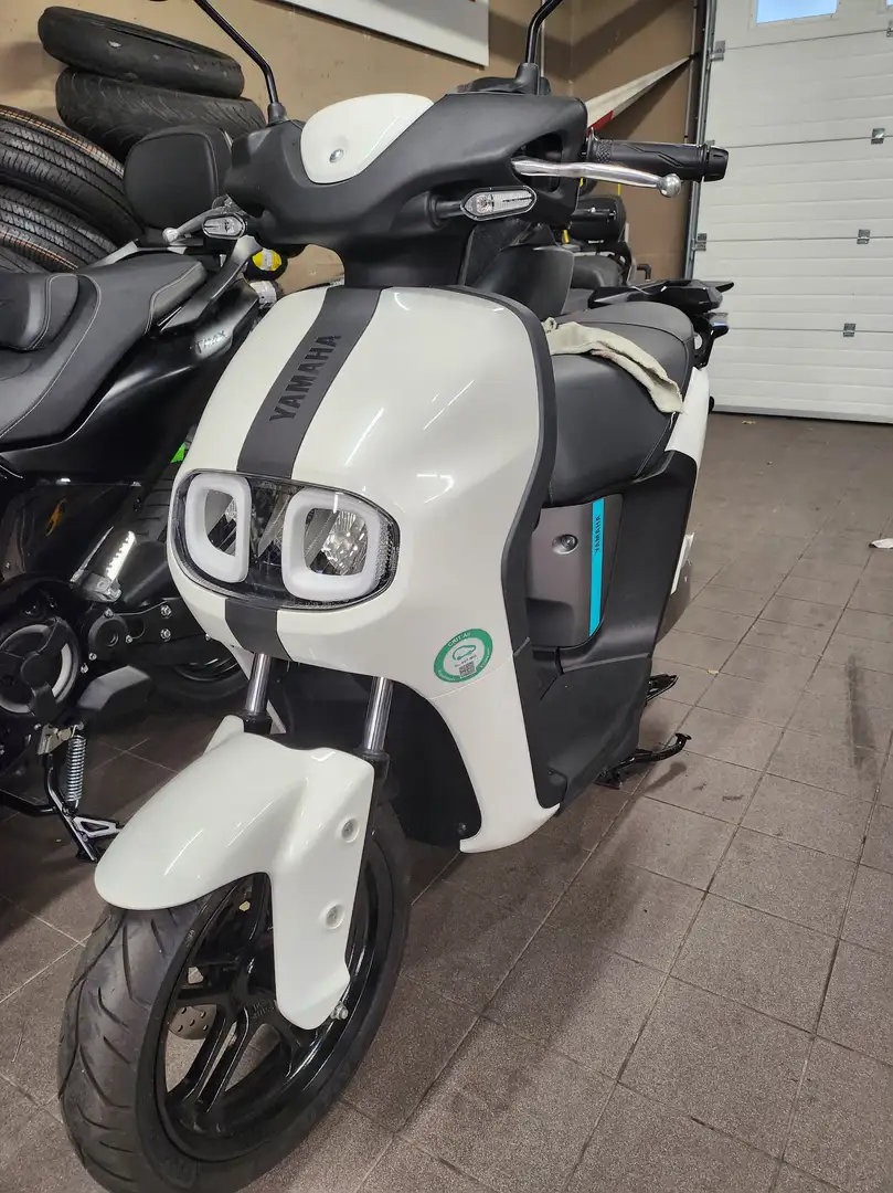 Yamaha NEOs 50 Blanco - 1