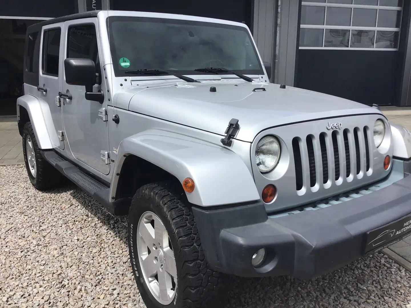Jeep Wrangler Unlimited 2.8 CRD DPF Automatik Sahara Argent - 2