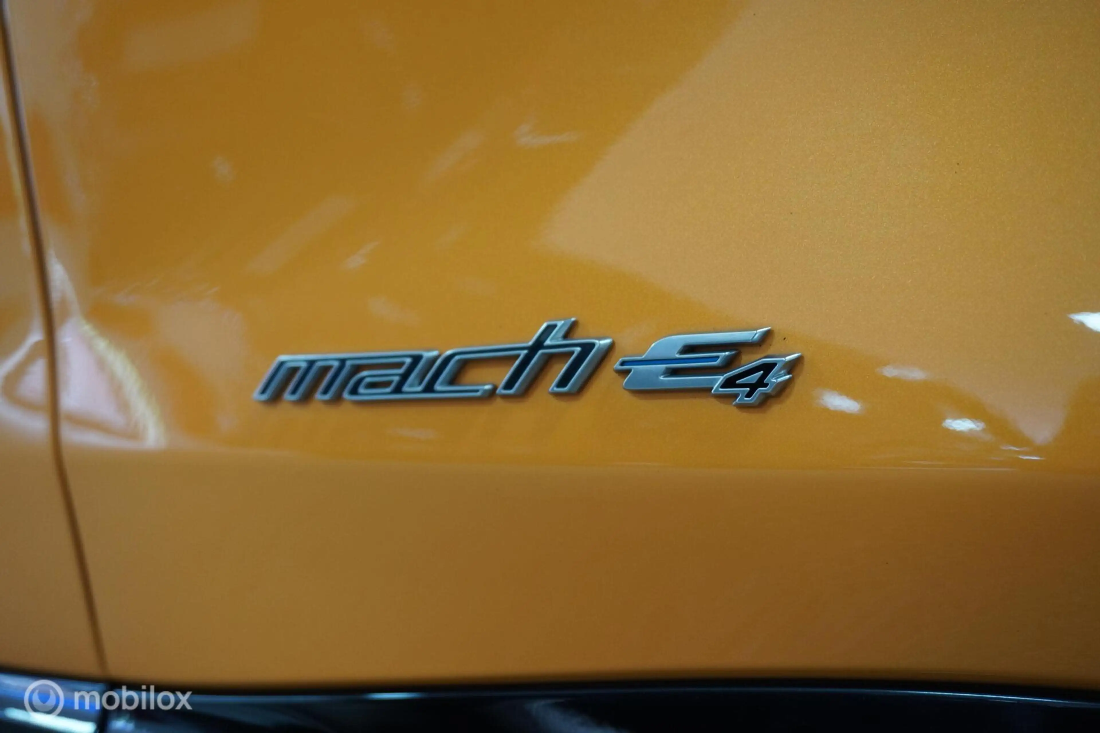 Ford Mustang Mach-E Premium AWD 75 kWh — photo 12