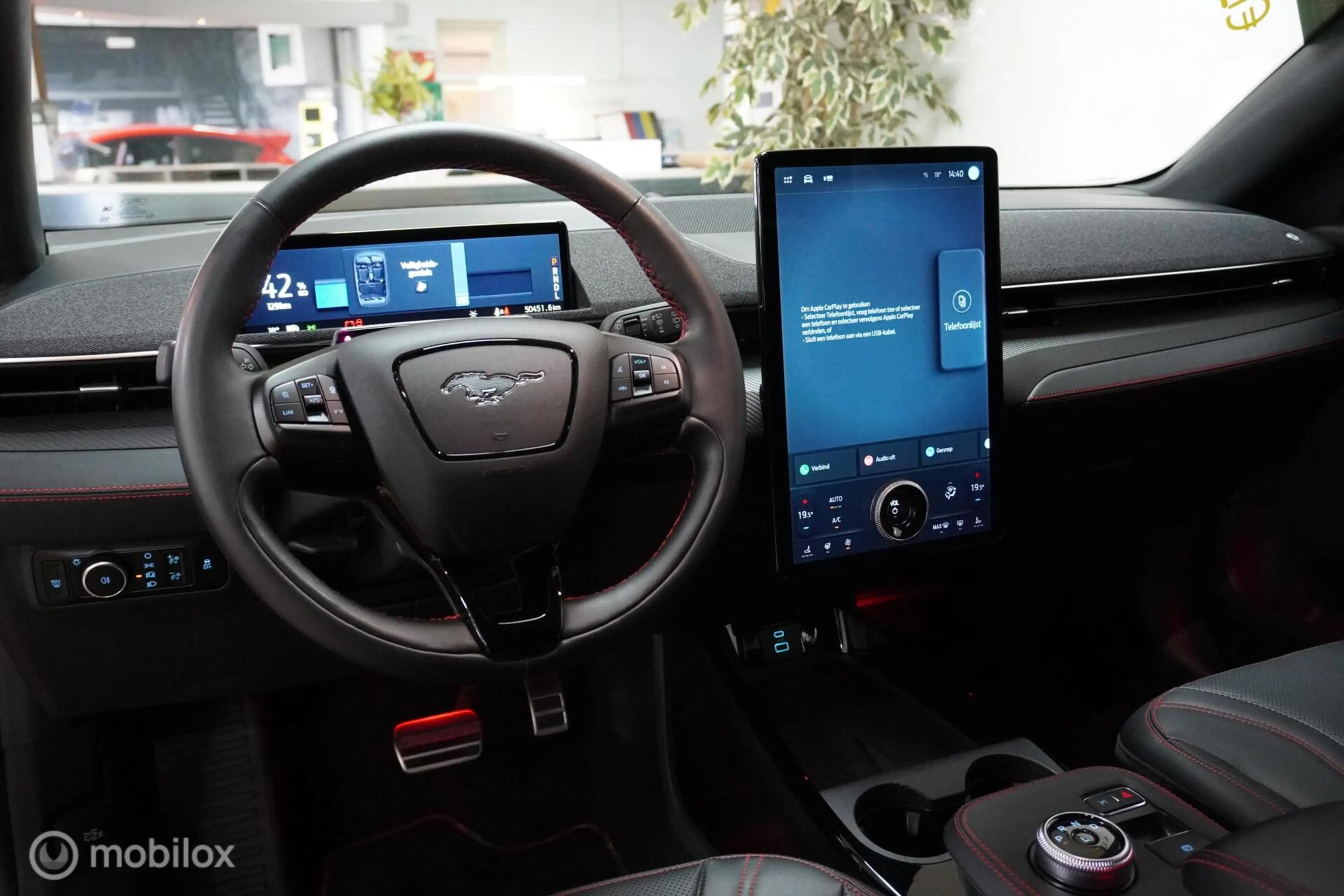 Ford Mustang Mach-E Premium AWD 75 kWh — photo 22
