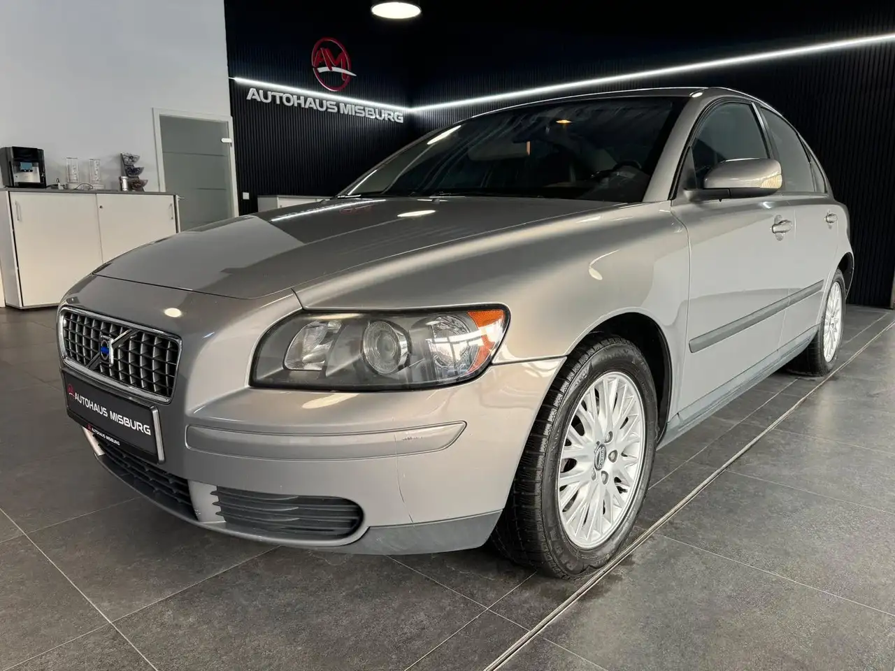 Volvo S40