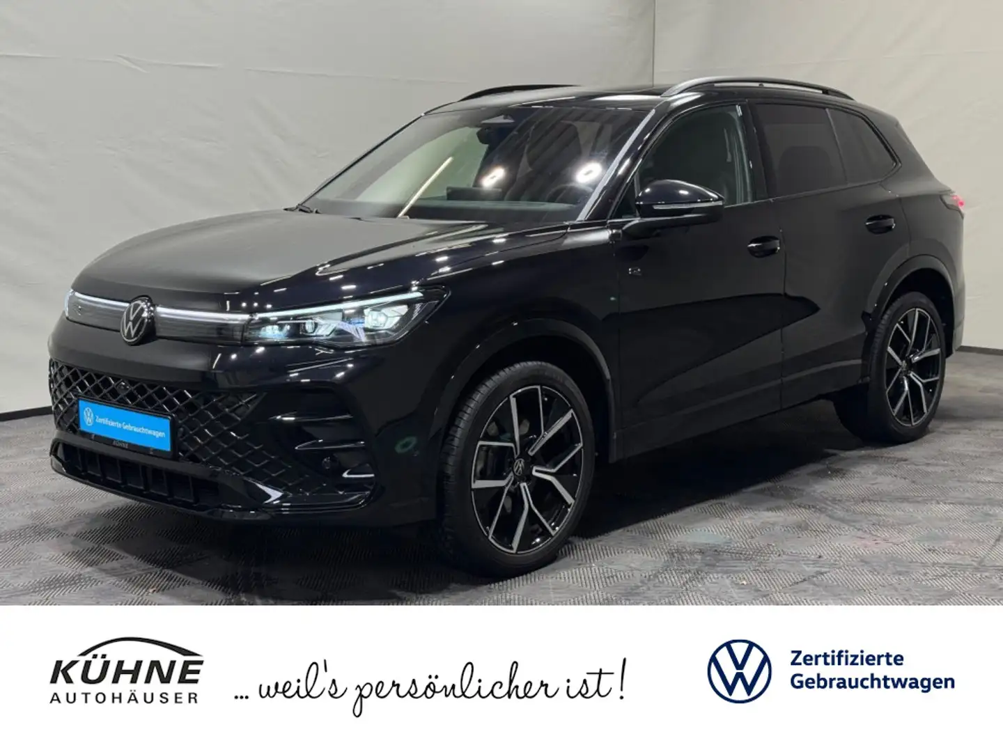Volkswagen Tiguan R-Line 2.0 TDI DSG 4M | MATRIX NAVI PANO Schwarz - 1