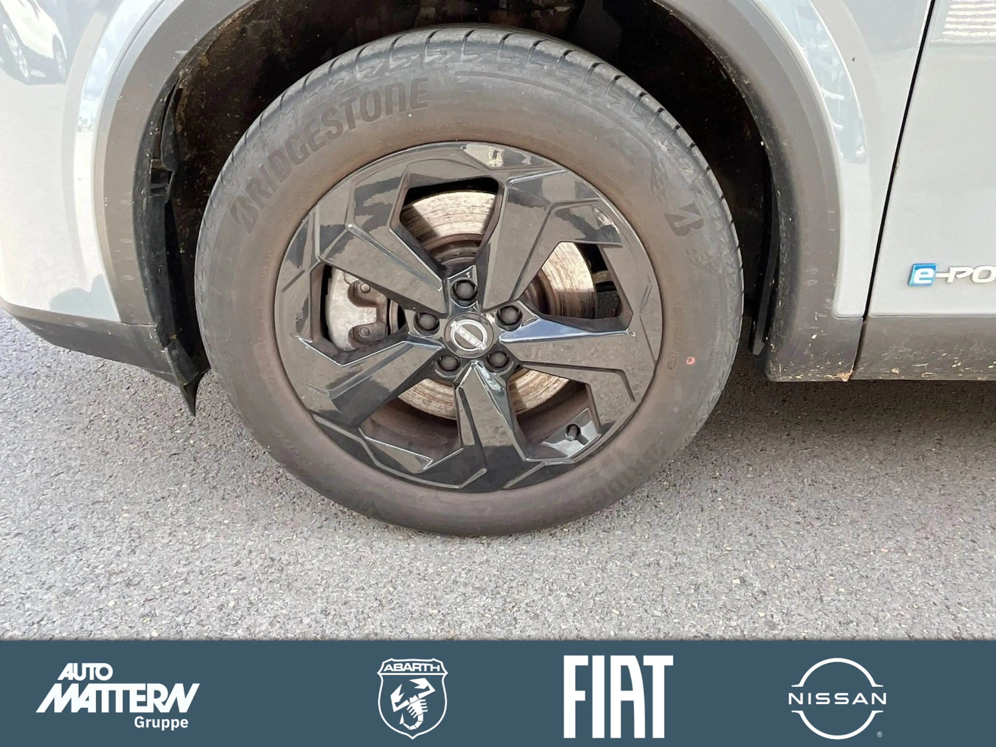 Nissan Qashqai 1.5 VC-T Black Edition e-Power HA Displa — photo 11