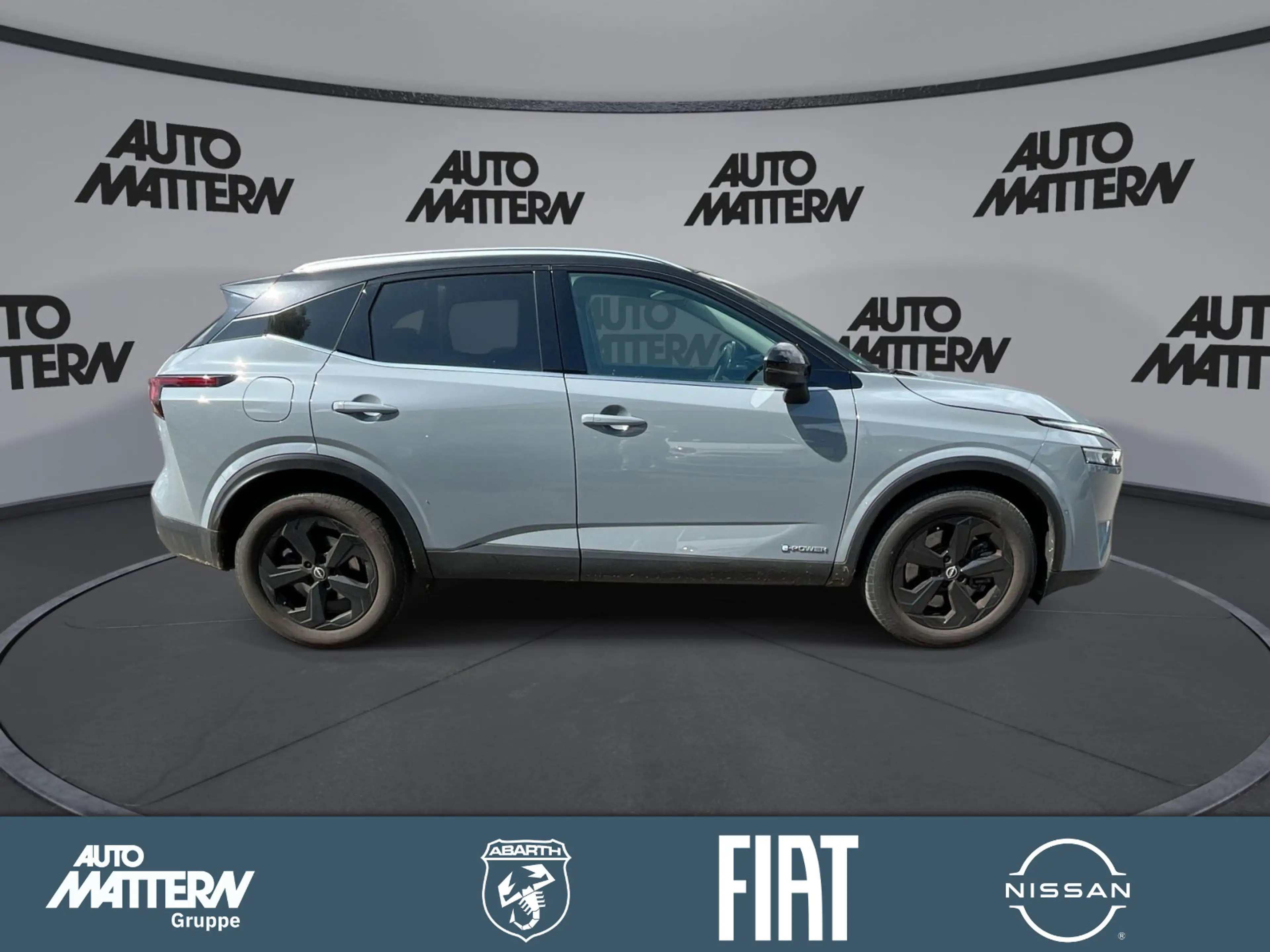 Nissan Qashqai 1.5 VC-T Black Edition e-Power HA Displa — photo 9