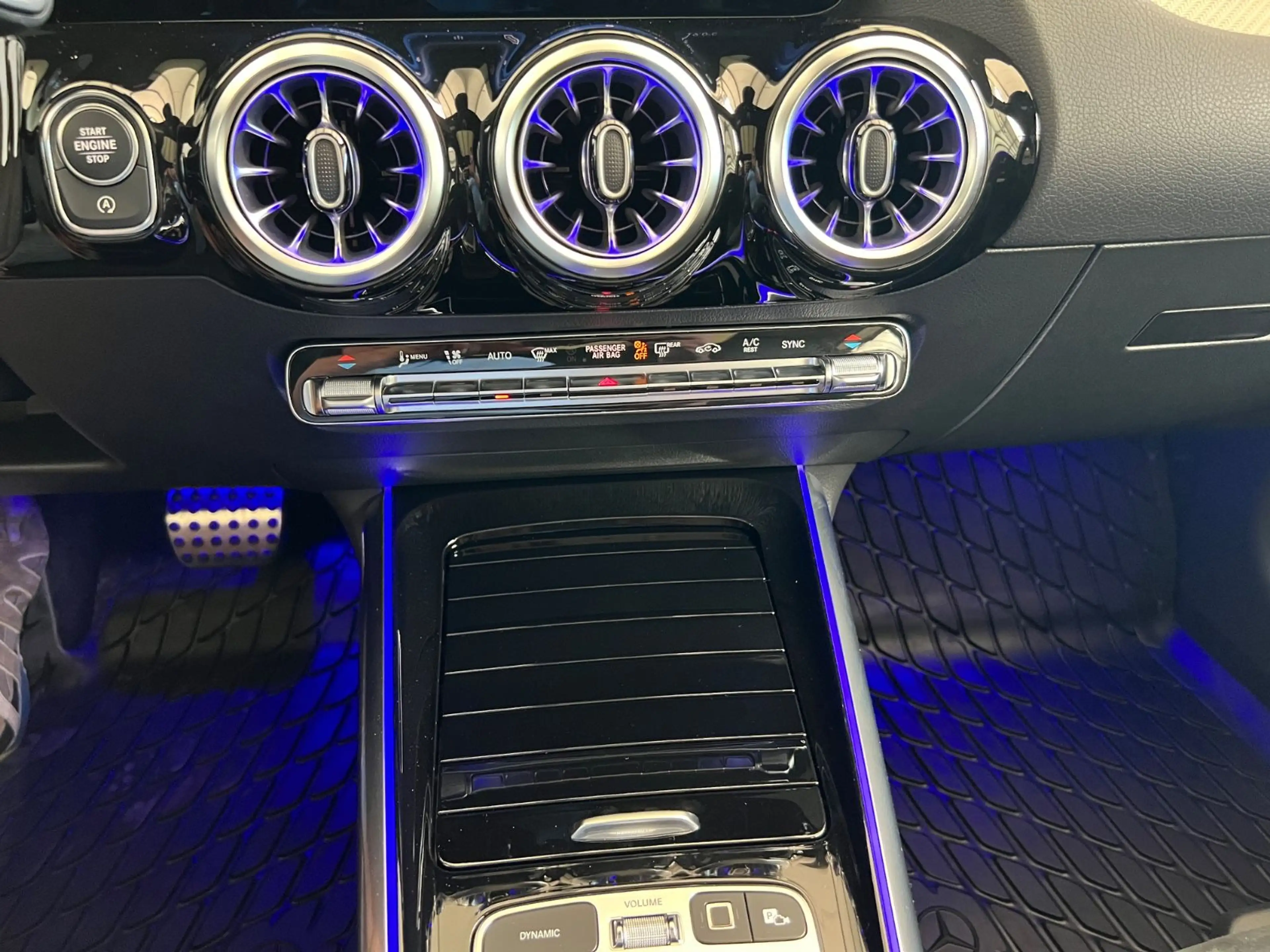 Mercedes-Benz B 220 B220d Aut. AMG-Line Premium Plus+AHK+MBUX+Vollau — photo 10