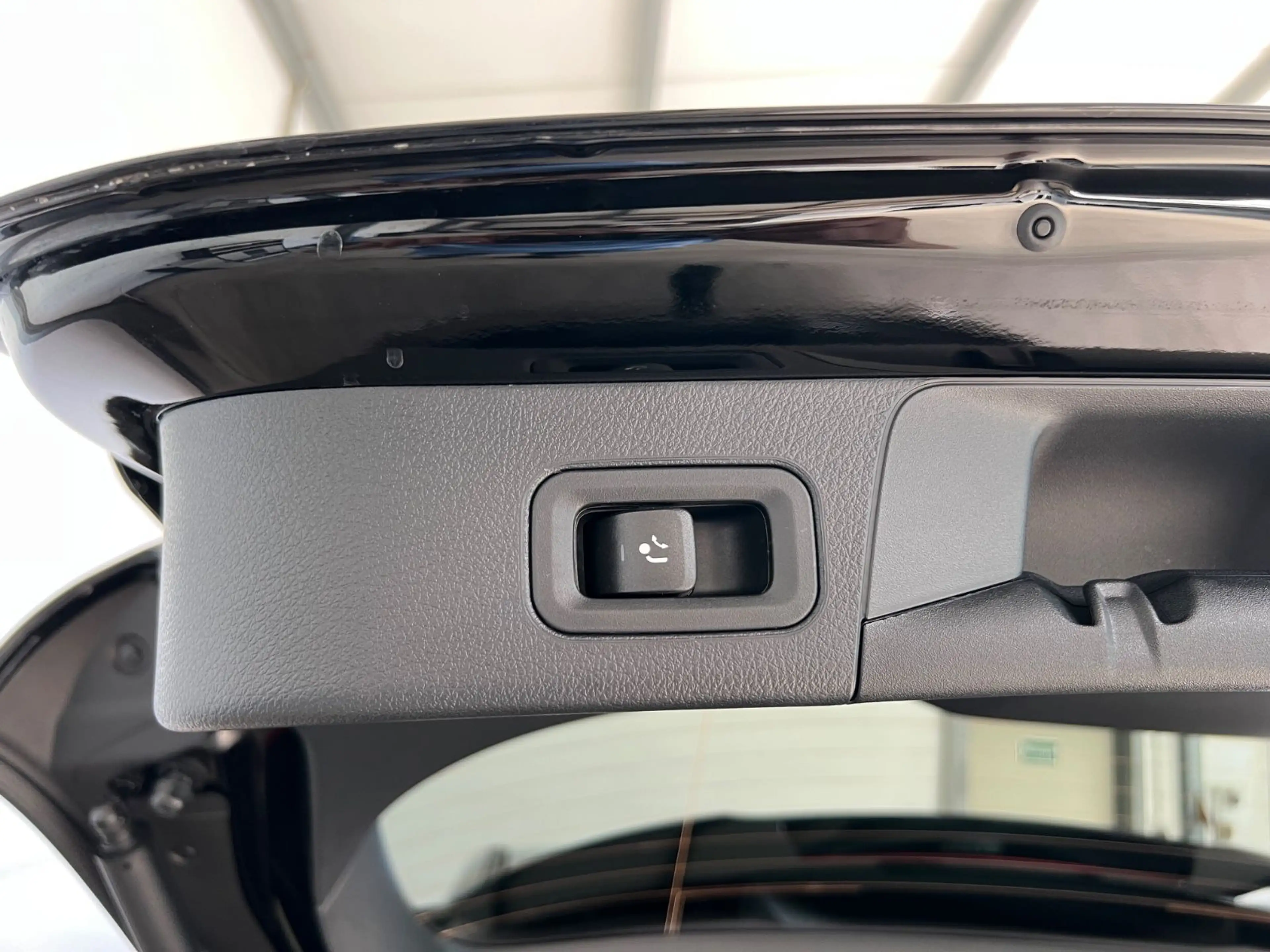 Mercedes-Benz B 220 B220d Aut. AMG-Line Premium Plus+AHK+MBUX+Vollau — photo 47