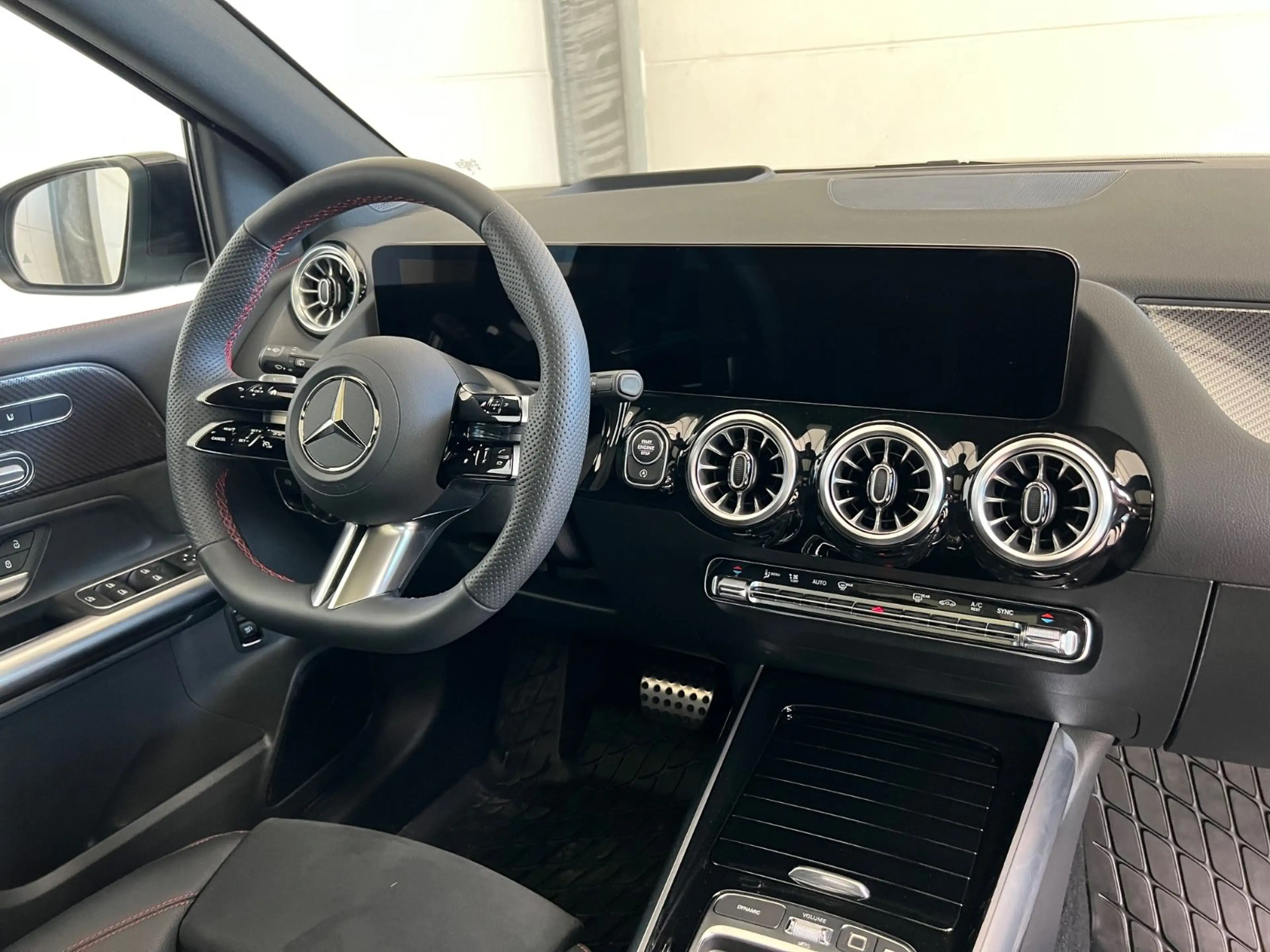 Mercedes-Benz B 220 B220d Aut. AMG-Line Premium Plus+AHK+MBUX+Vollau — photo 28