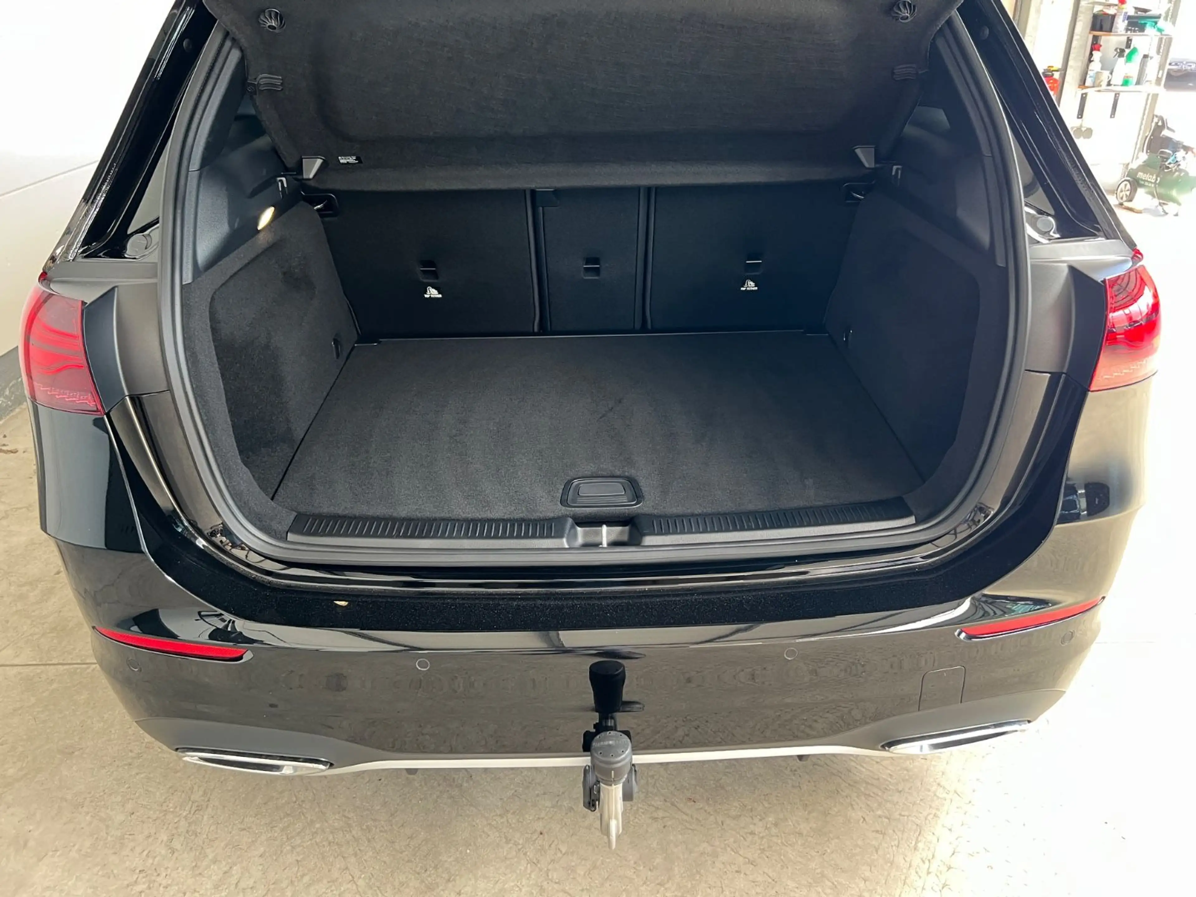 Mercedes-Benz B 220 B220d Aut. AMG-Line Premium Plus+AHK+MBUX+Vollau — photo 46
