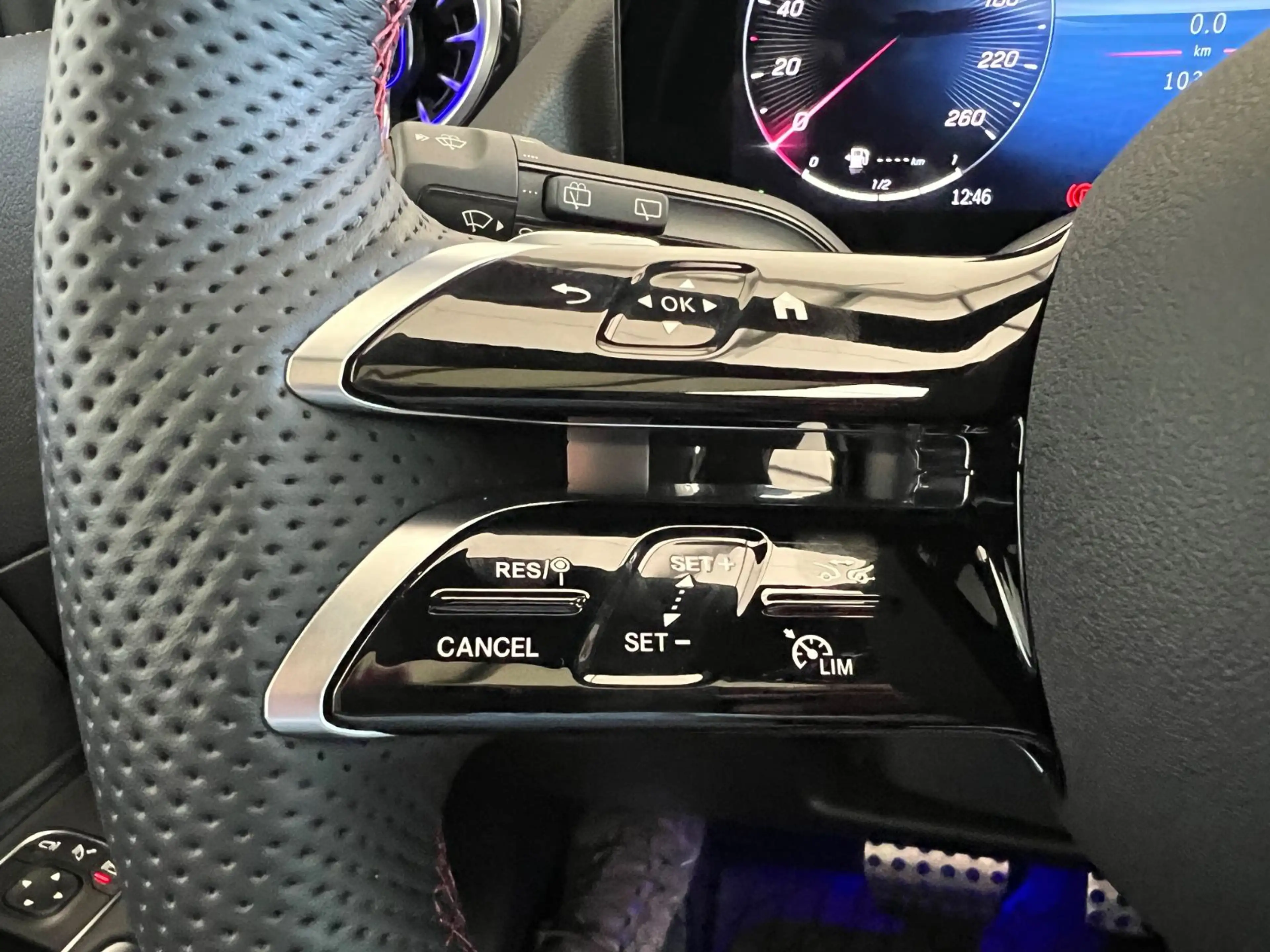 Mercedes-Benz B 220 B220d Aut. AMG-Line Premium Plus+AHK+MBUX+Vollau — photo 15
