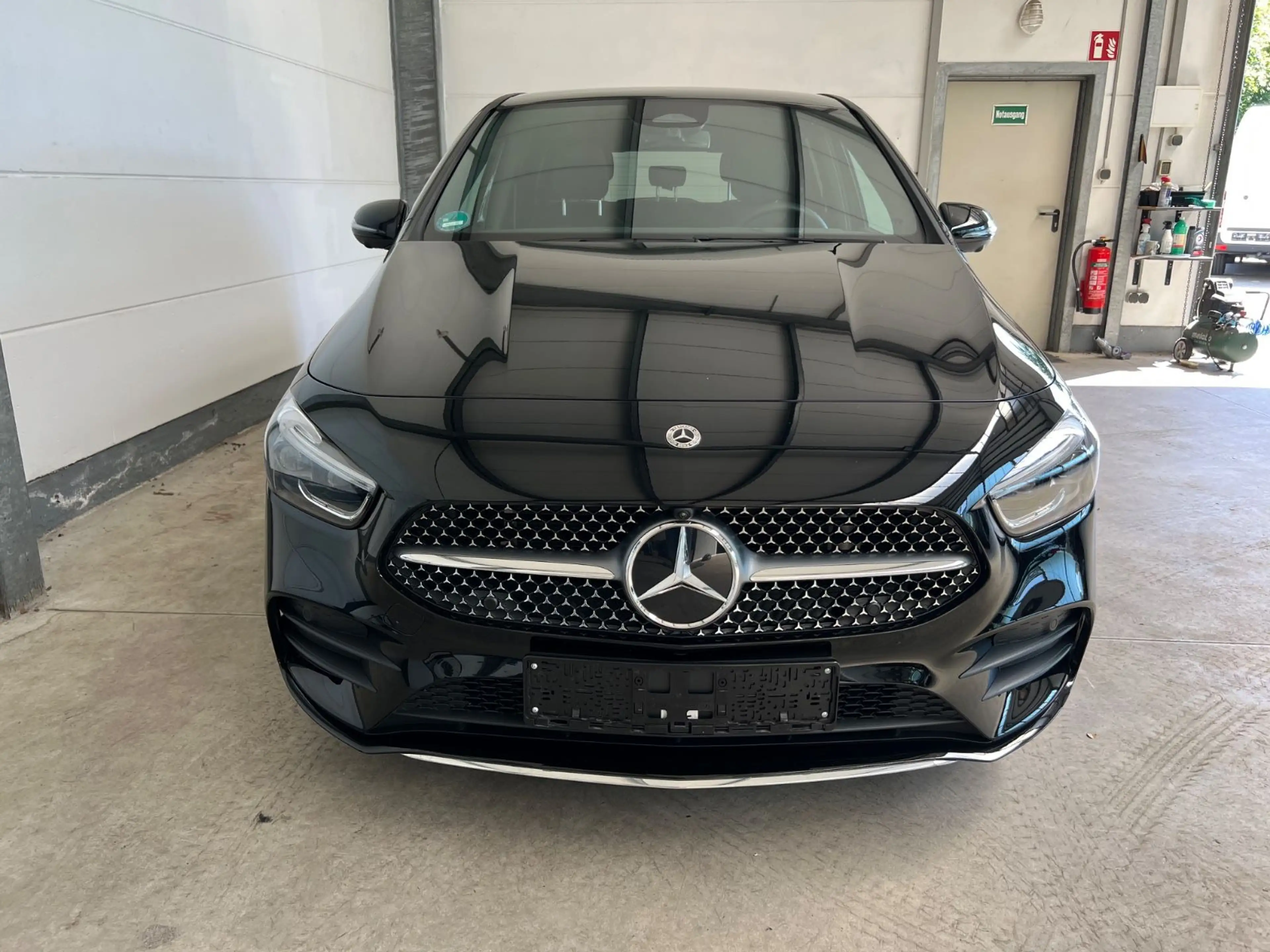 Mercedes-Benz B 220 B220d Aut. AMG-Line Premium Plus+AHK+MBUX+Vollau — photo 19