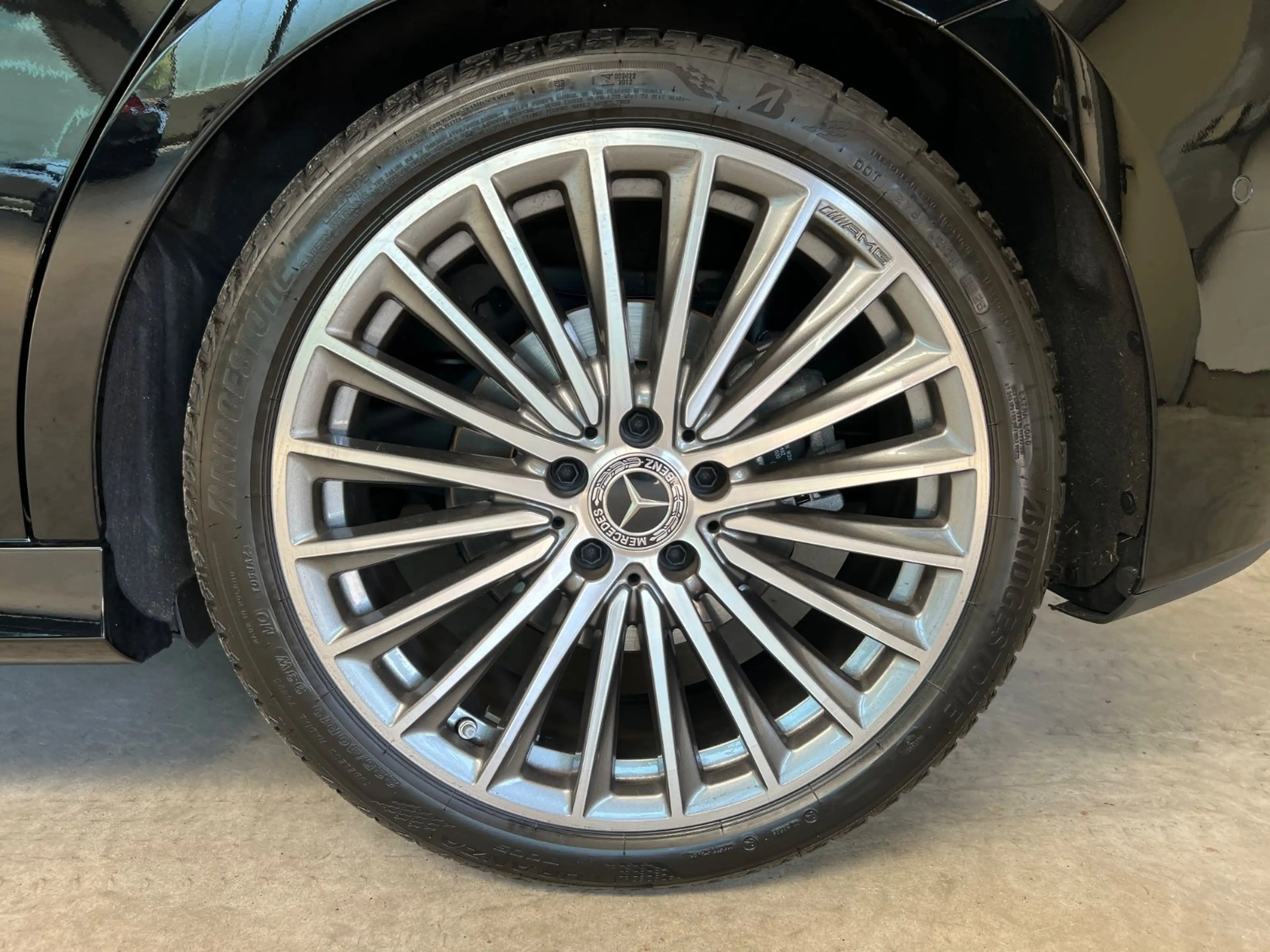 Mercedes-Benz B 220 B220d Aut. AMG-Line Premium Plus+AHK+MBUX+Vollau — photo 34