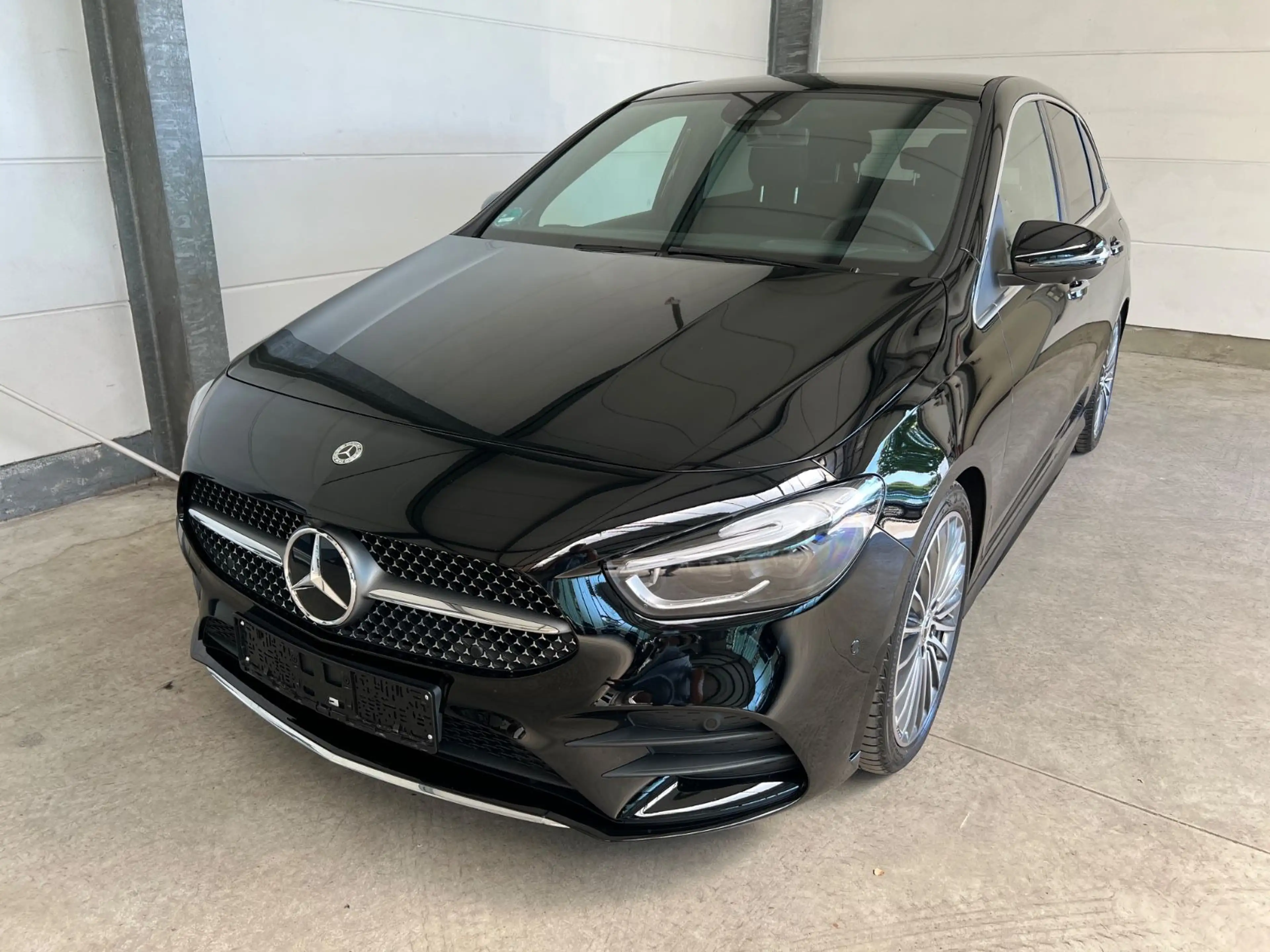 Mercedes-Benz B 220 B220d Aut. AMG-Line Premium Plus+AHK+MBUX+Vollau — photo 20