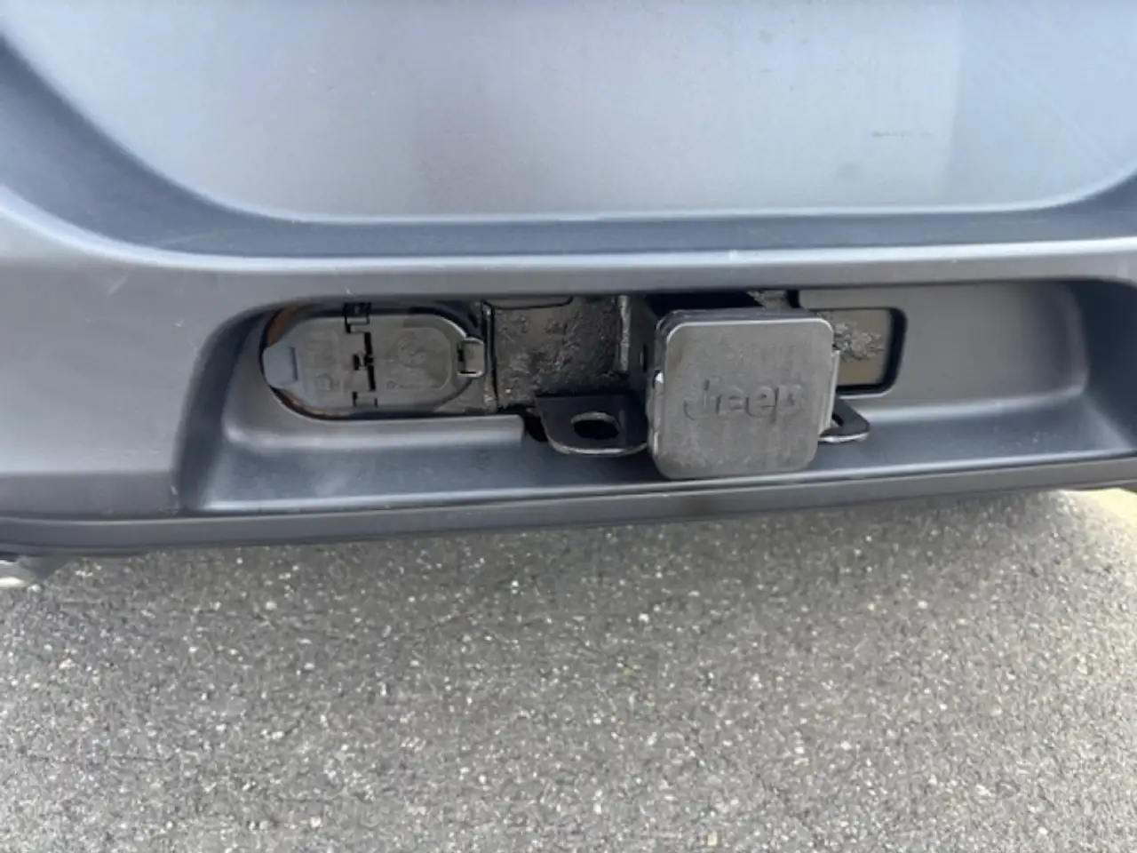 Jeep Cherokee снимка Jeep Cherokee