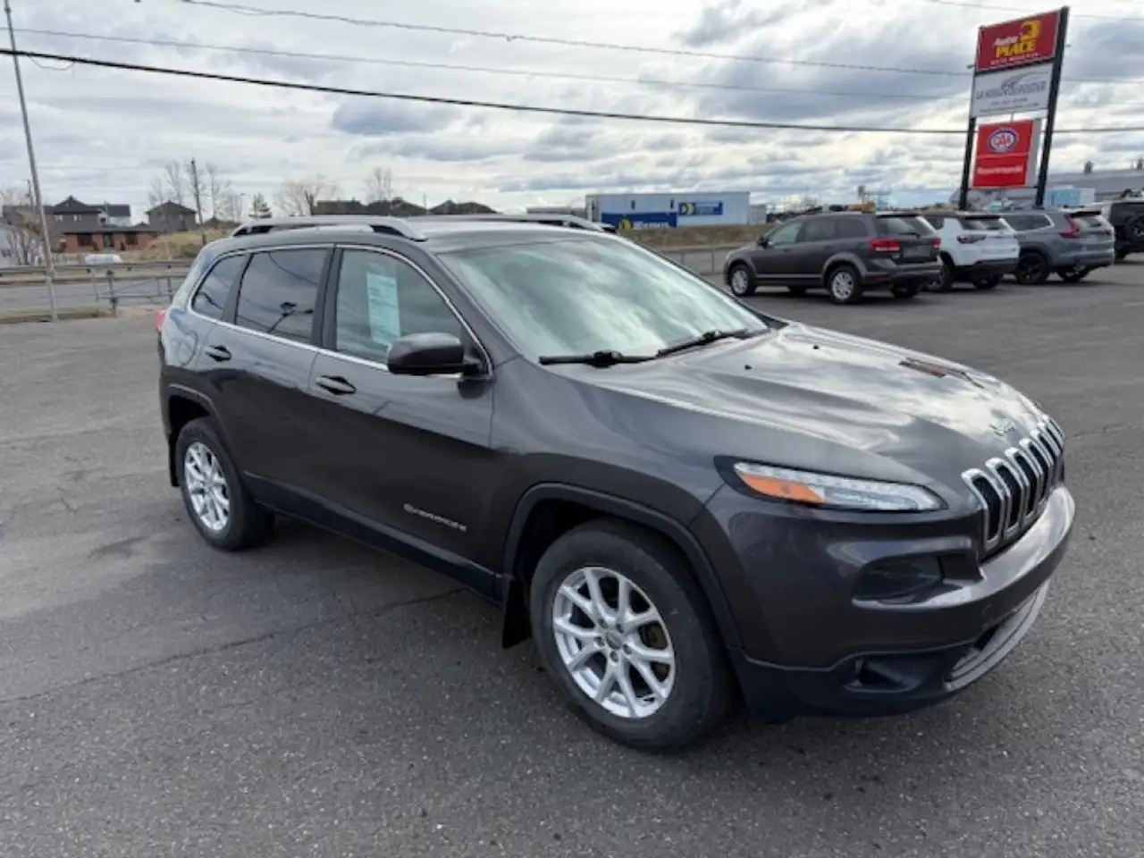 Jeep Cherokee снимка Jeep Cherokee