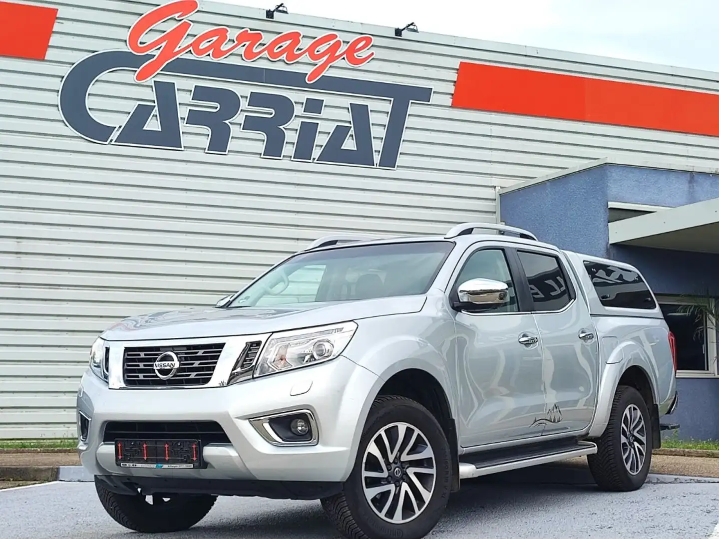 Nissan Navara 2.3 dci 190 TEKNA DOUBLE CABINE 4x4 BVA7 Grau - 1