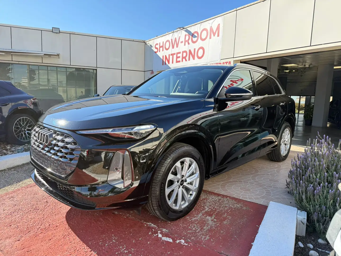 Audi Q5 Q5 2.0 tdi mhev  Proline quattro 204cv s-tronic Nero - 2