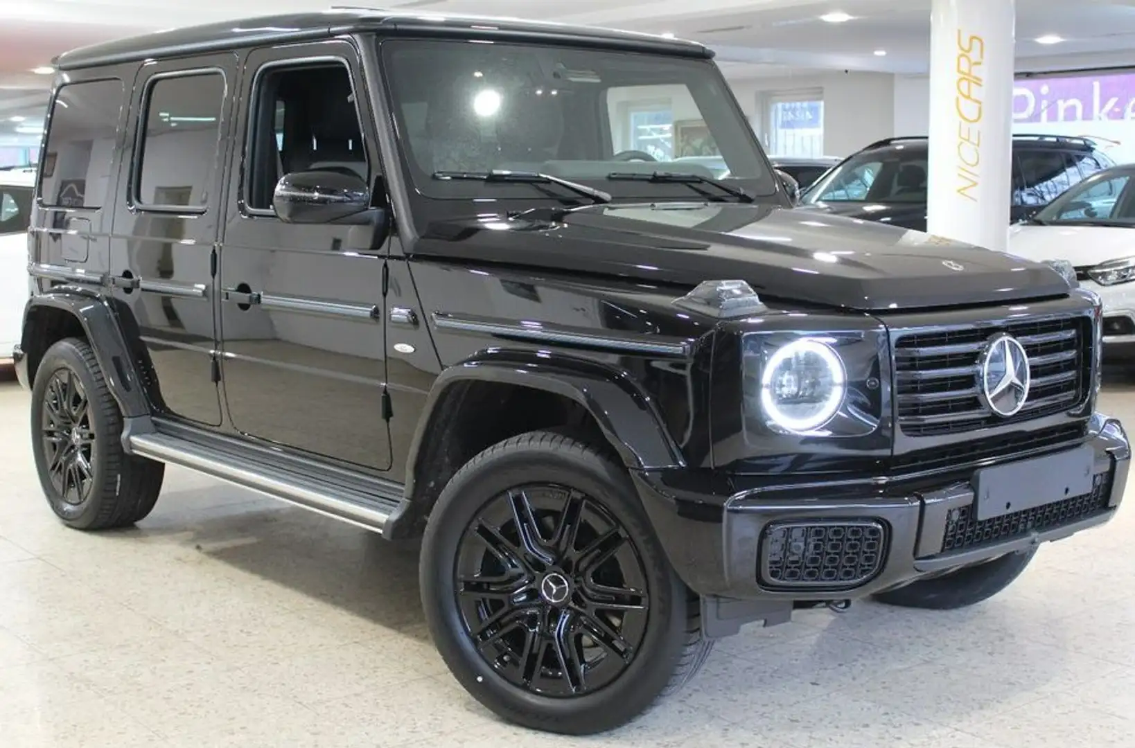 Mercedes-Benz G 580 Černá - 2