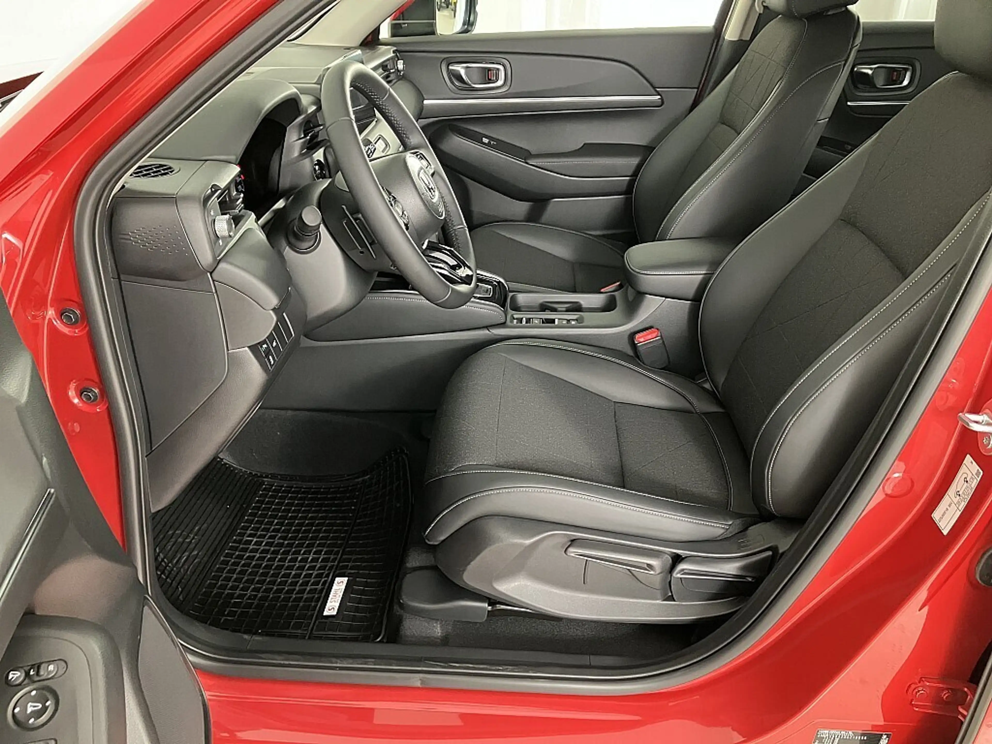 Honda HR-V 1,5 i-MMD Hybrid 2WD Advance Aut. AUTO STAHL WI... — photo 10