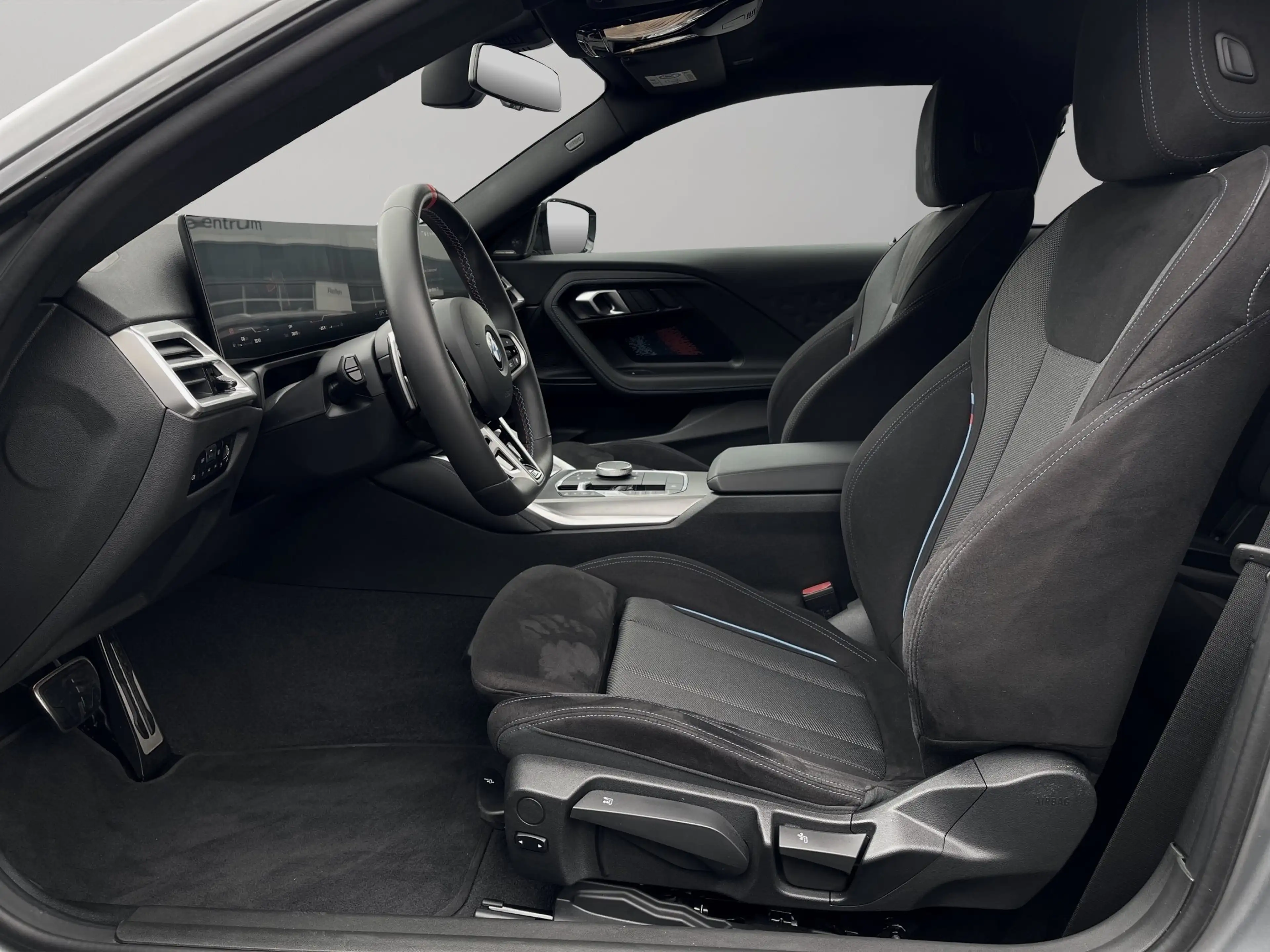 BMW 240 M240i xDrive Coupé — photo 9