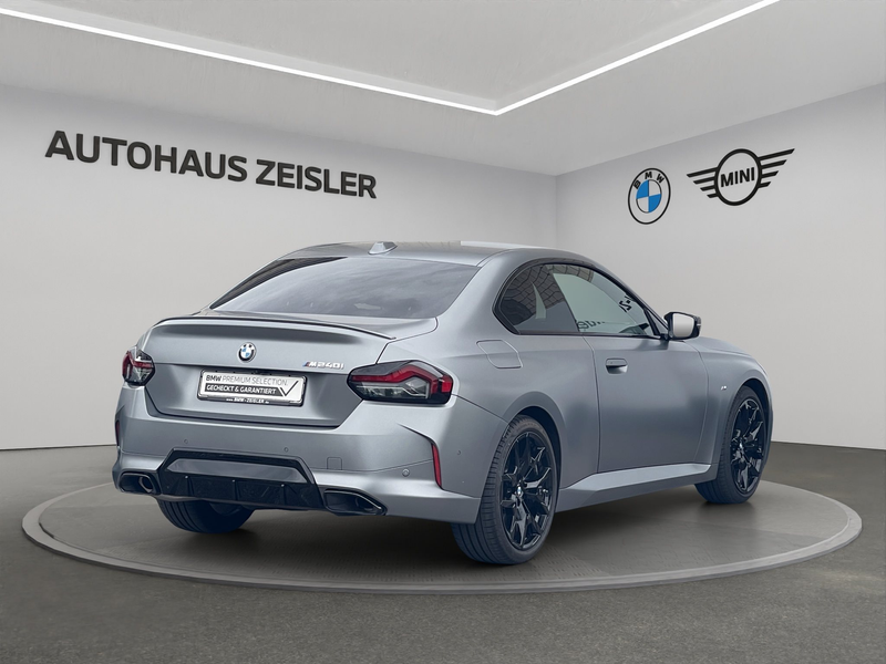 BMW 240 M240i xDrive Coupé — photo 2