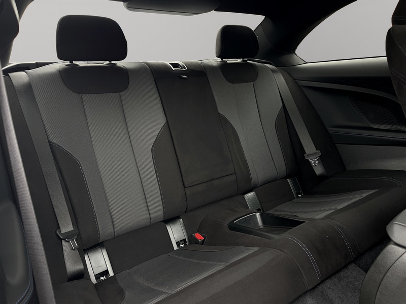 BMW 240 M240i xDrive Coupé — photo 13