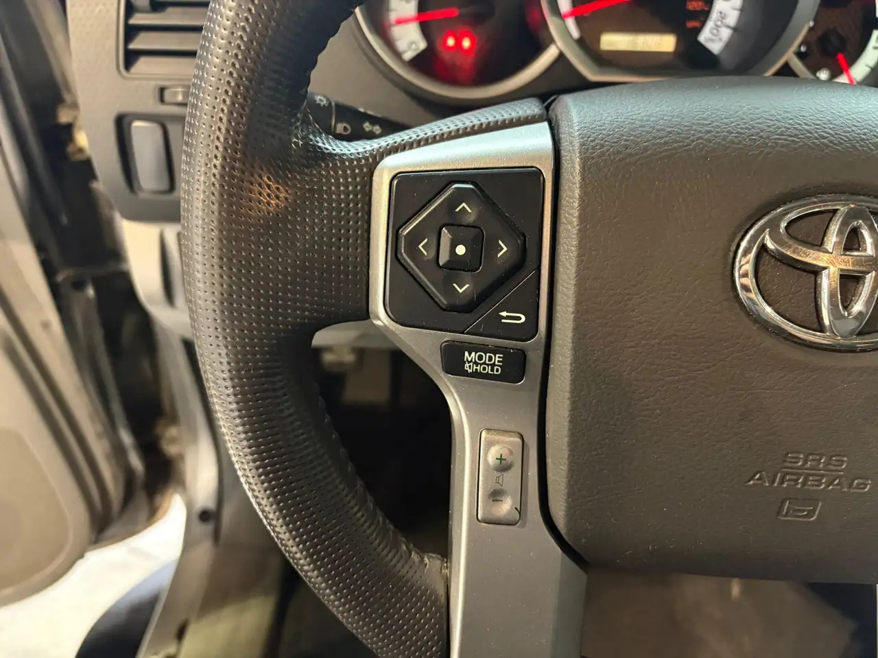Toyota Tacoma снимка Toyota Tacoma