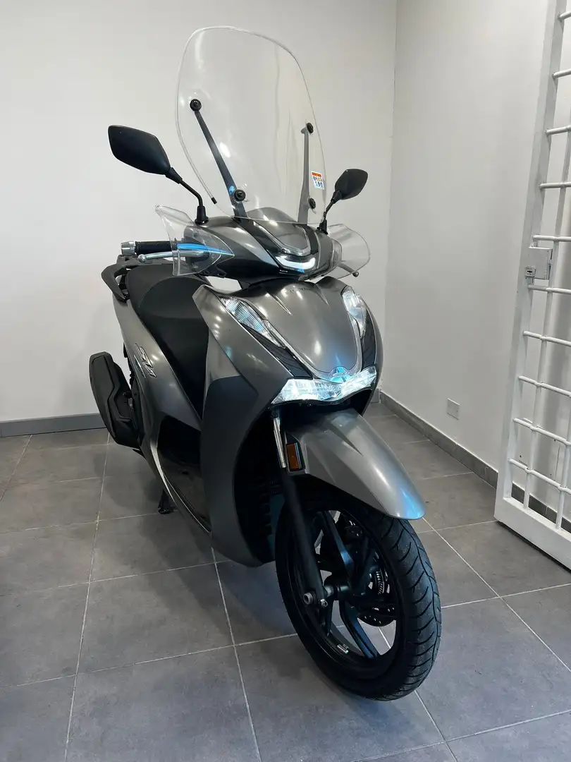 Honda SH 350i INCLUSO PASSAGGIO Grigio - 1