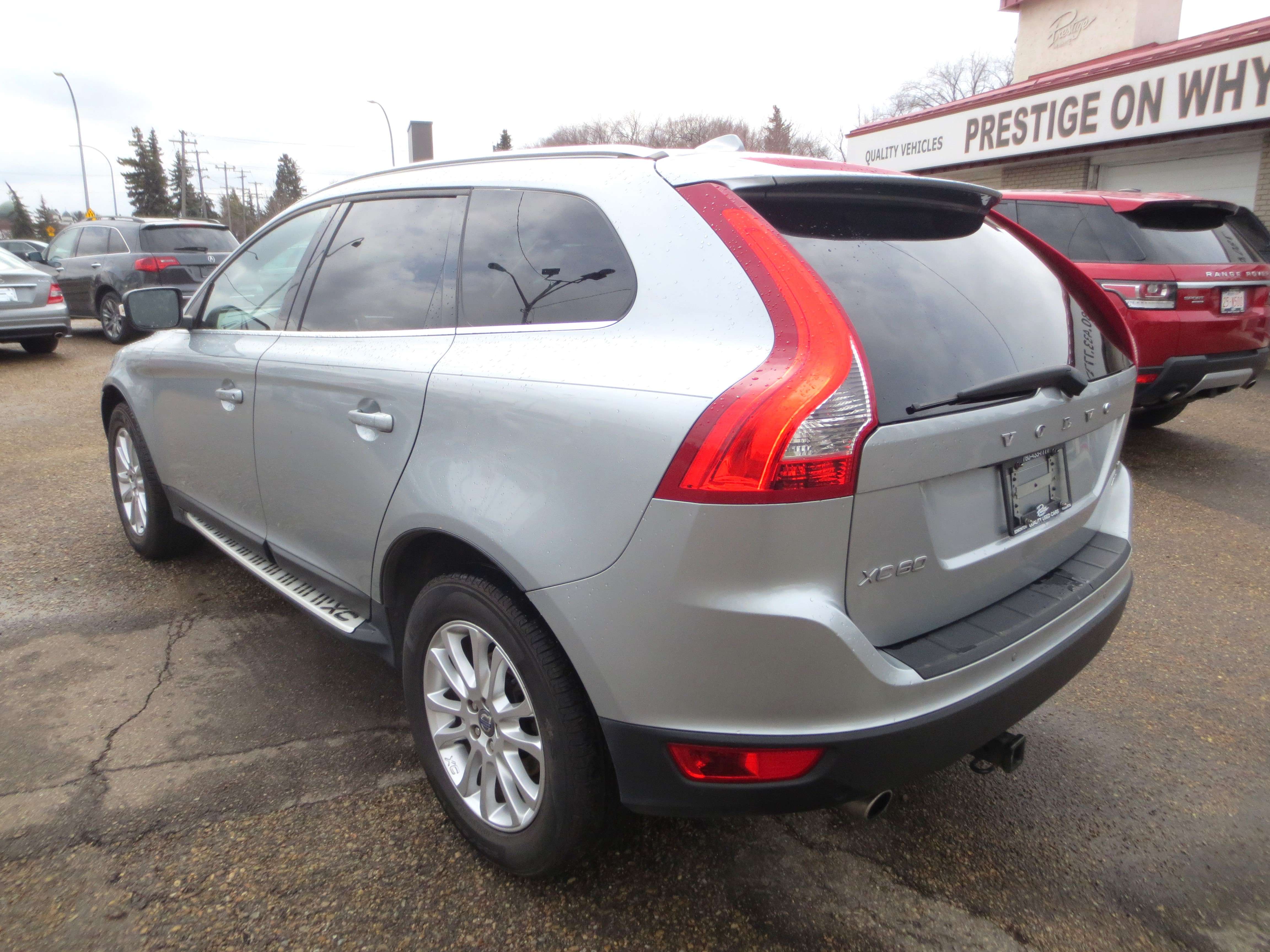 2010 Volvo XC60 T6 AWD | Htd Lthr/Pano Roof/Bluetooth/USB ~ Carfax alt 5