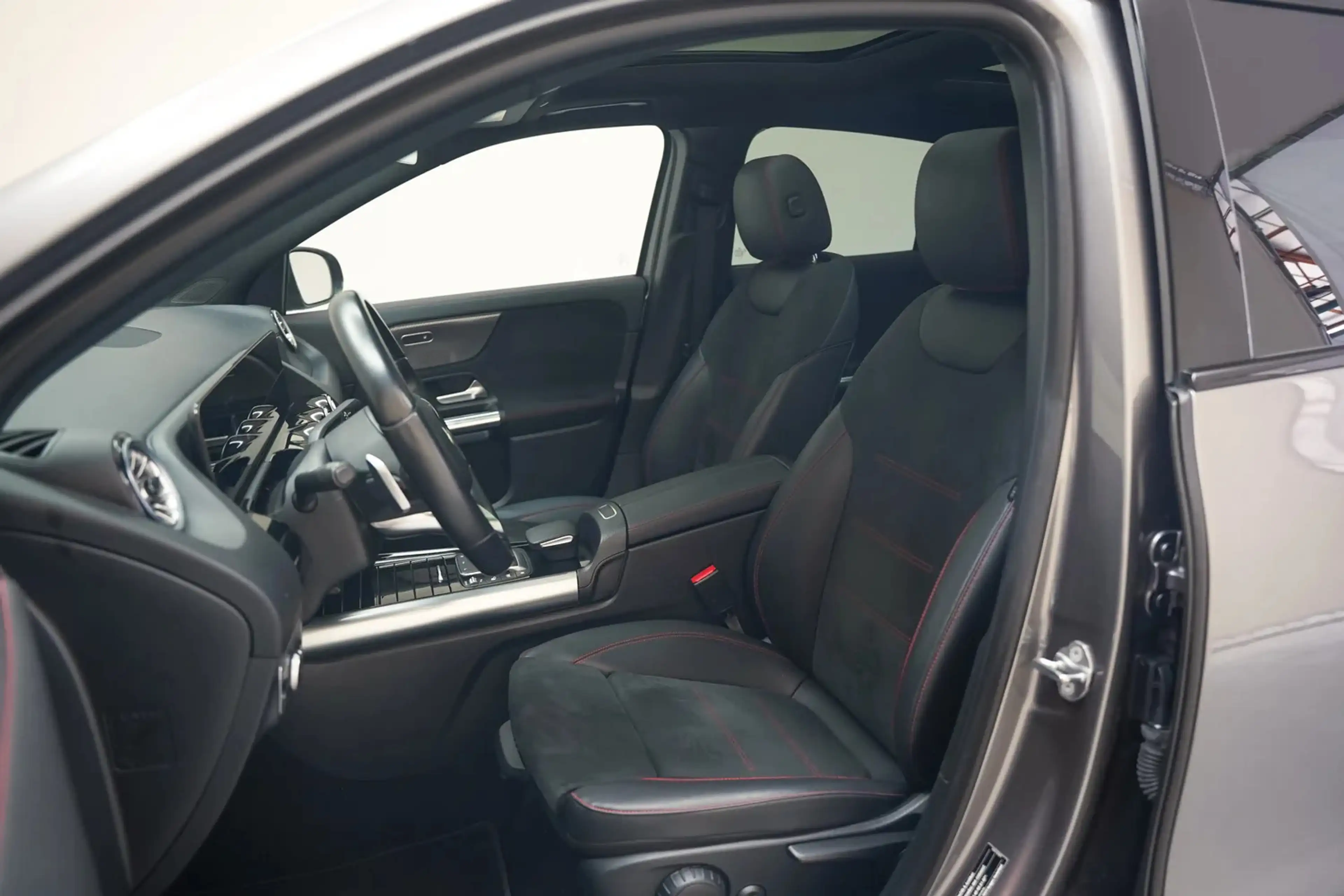 Mercedes-Benz GLA 250 250e AMG Line Aut. [ Panoramadak Sfeerverlichting — photo 10