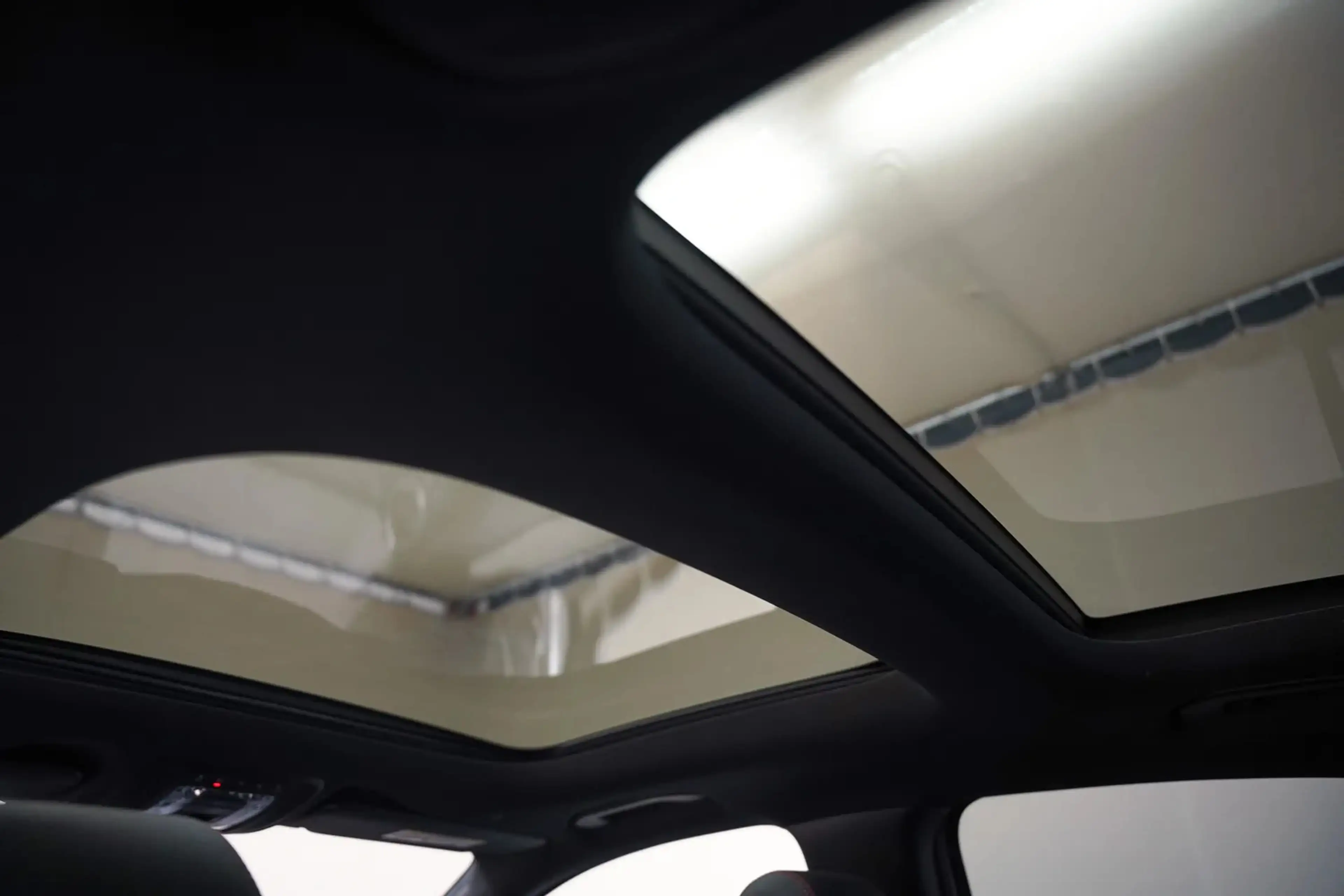 Mercedes-Benz GLA 250 250e AMG Line Aut. [ Panoramadak Sfeerverlichting — photo 5