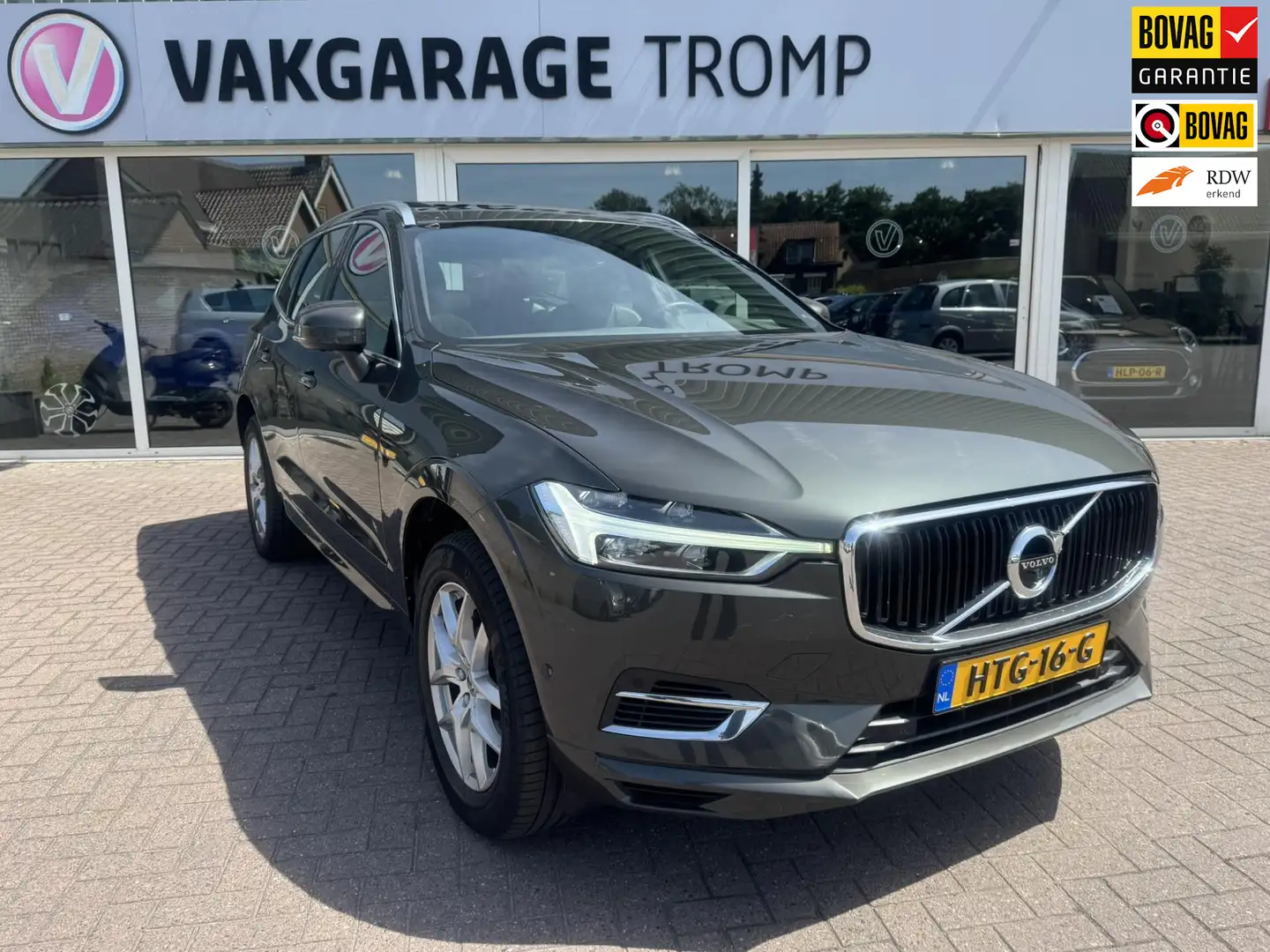 Volvo XC60 2.0 T8 Twin Engine AWD Inscription Gris - 1