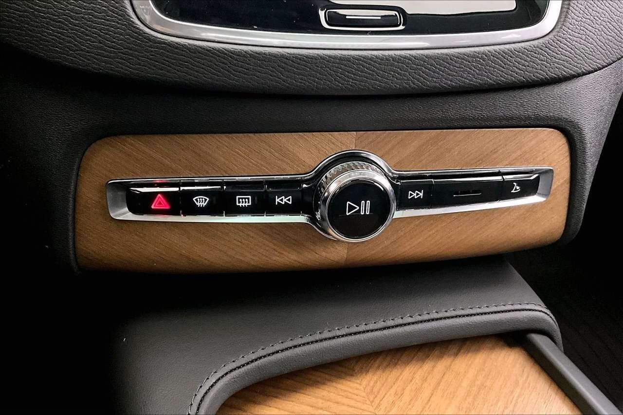 2024 Volvo XC90 PLUS BRIGHT 360 CAMERA - 21'' MAGS - CLIMATE / CA thumb 24