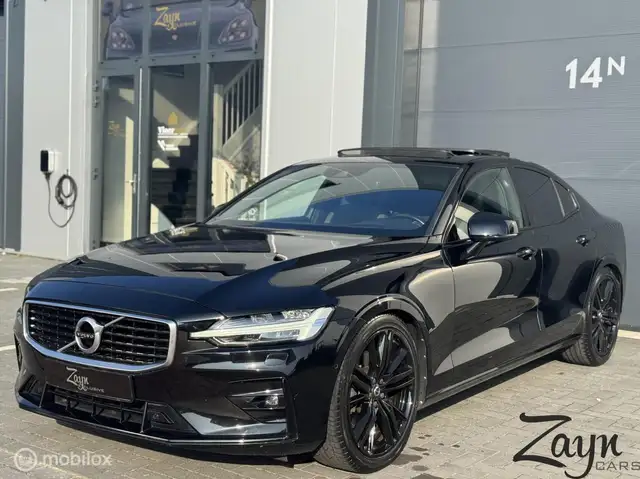 Volvo S60 2.0 T5 R-Design | Pano | H&K | BLIS | Keyless |